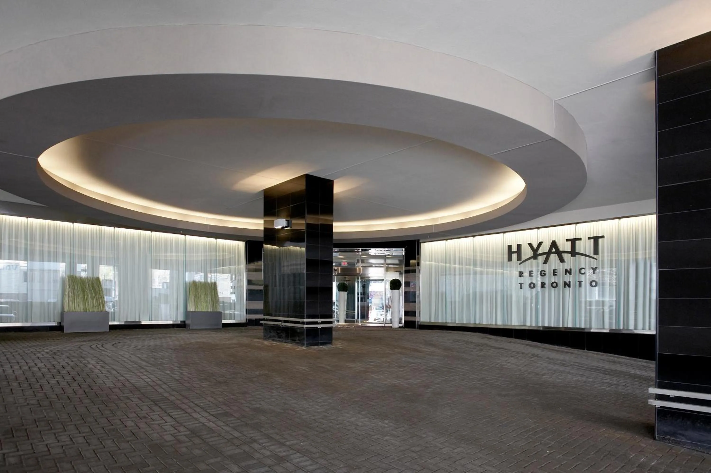Property building in Hyatt Regency Toronto