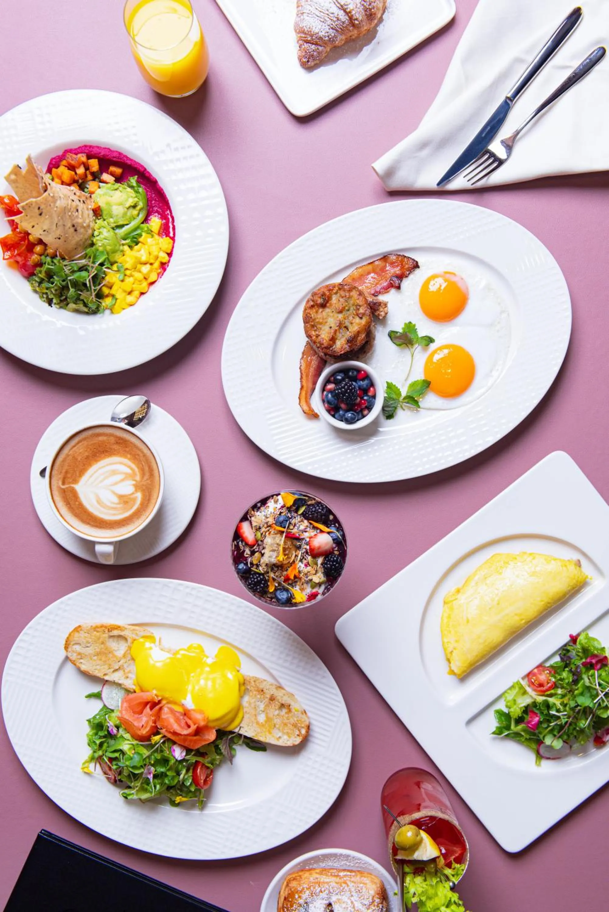 Breakfast in Revery Toronto Downtown, Curio Collection by Hilton