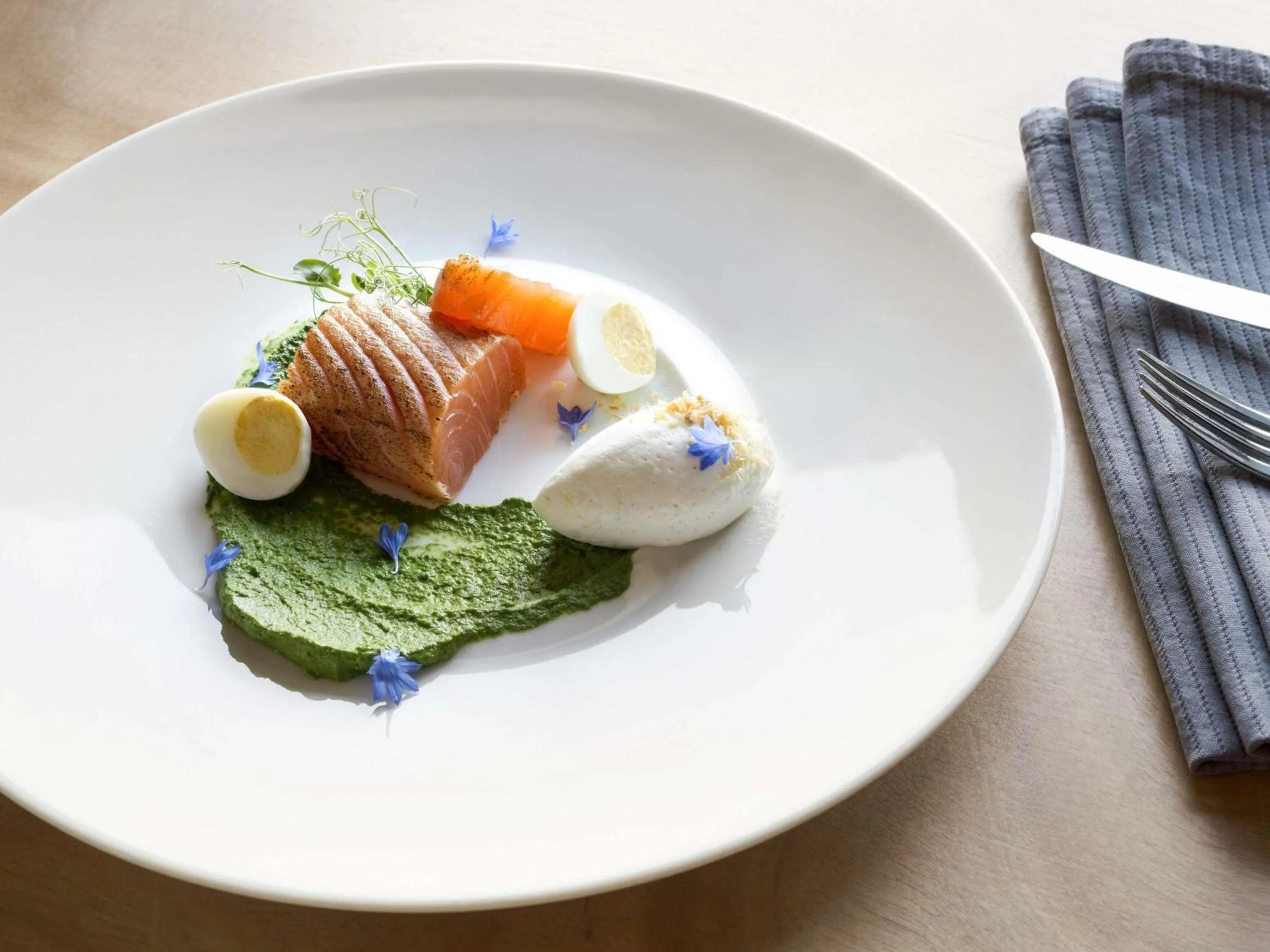 Restaurant/places to eat in Fairmont Le Chateau Frontenac