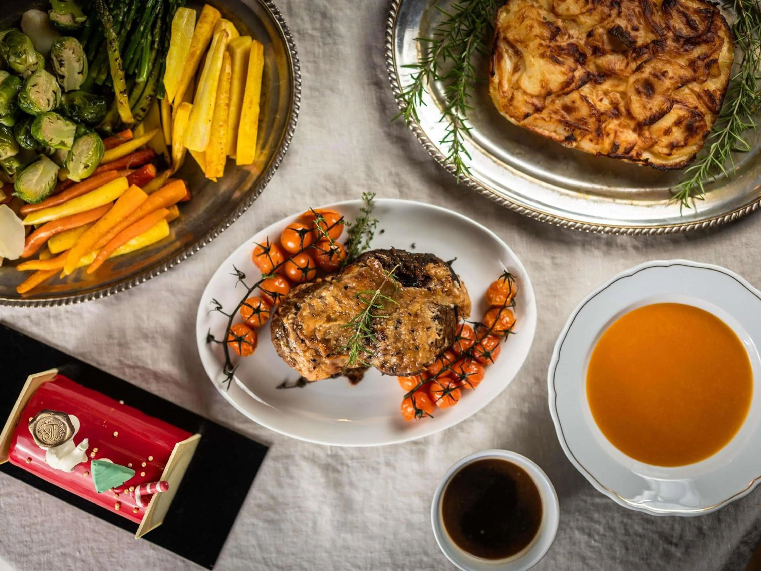 Restaurant/places to eat in Fairmont Le Chateau Frontenac