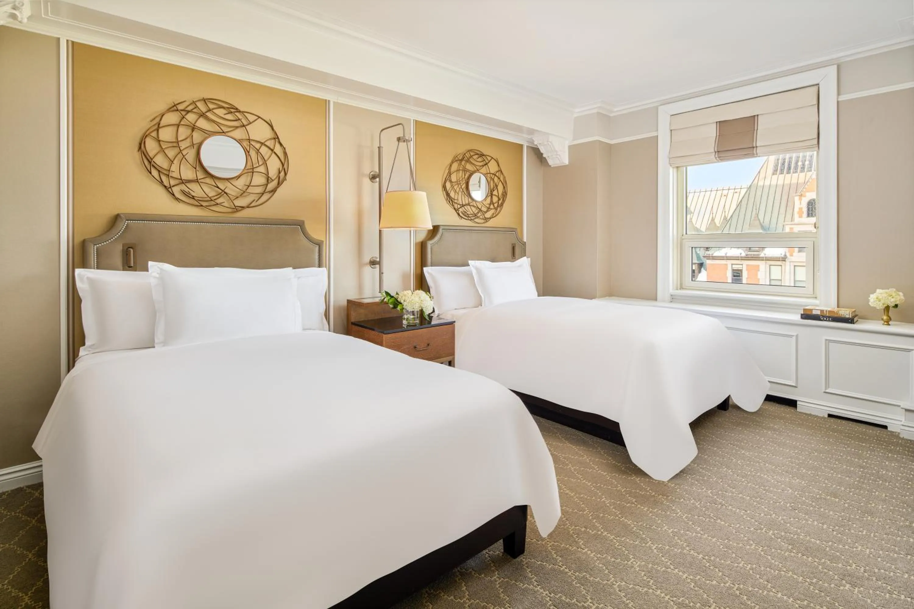 Bedroom, Bed in Fairmont Le Chateau Frontenac