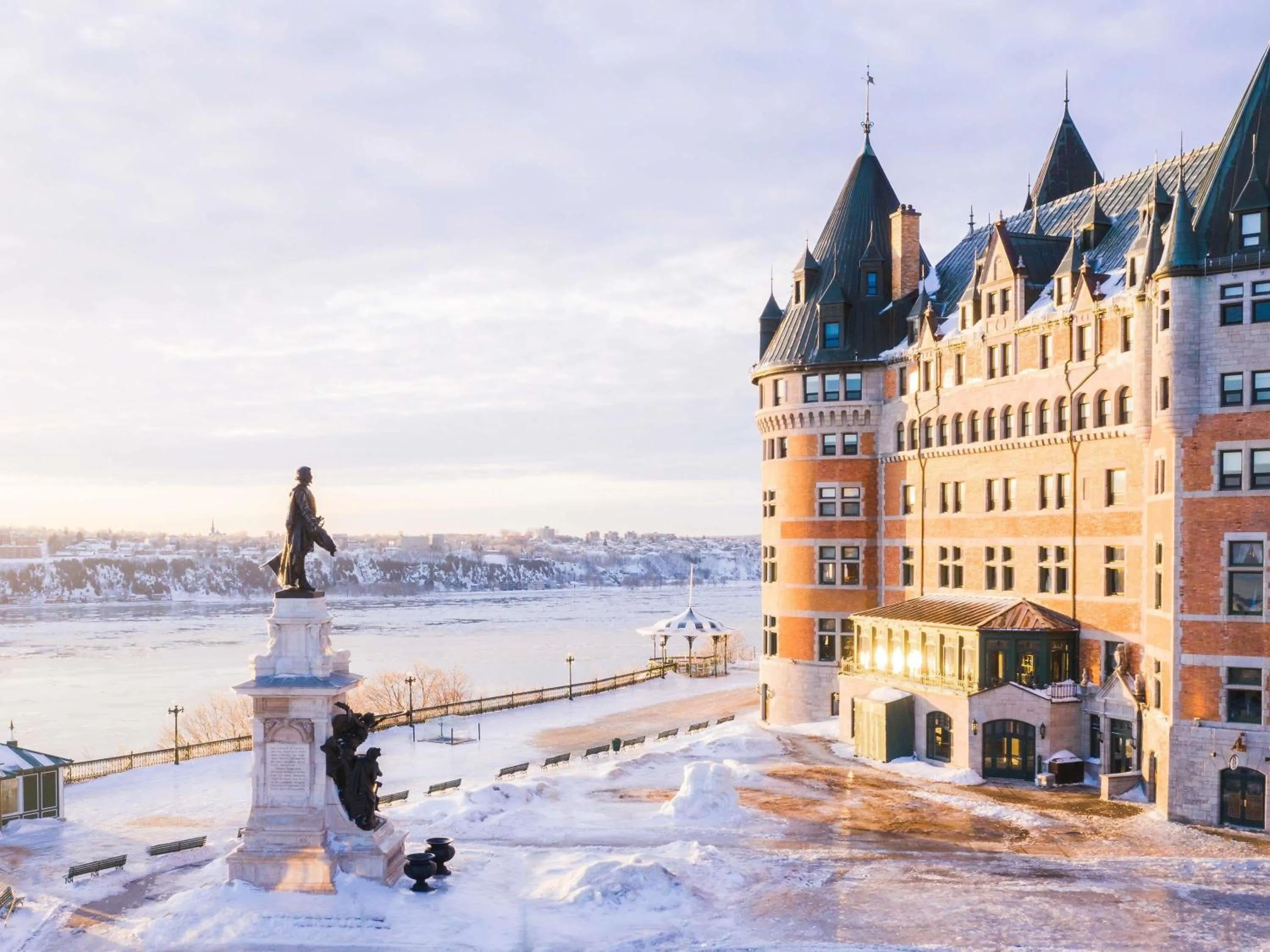 Property building in Fairmont Le Chateau Frontenac