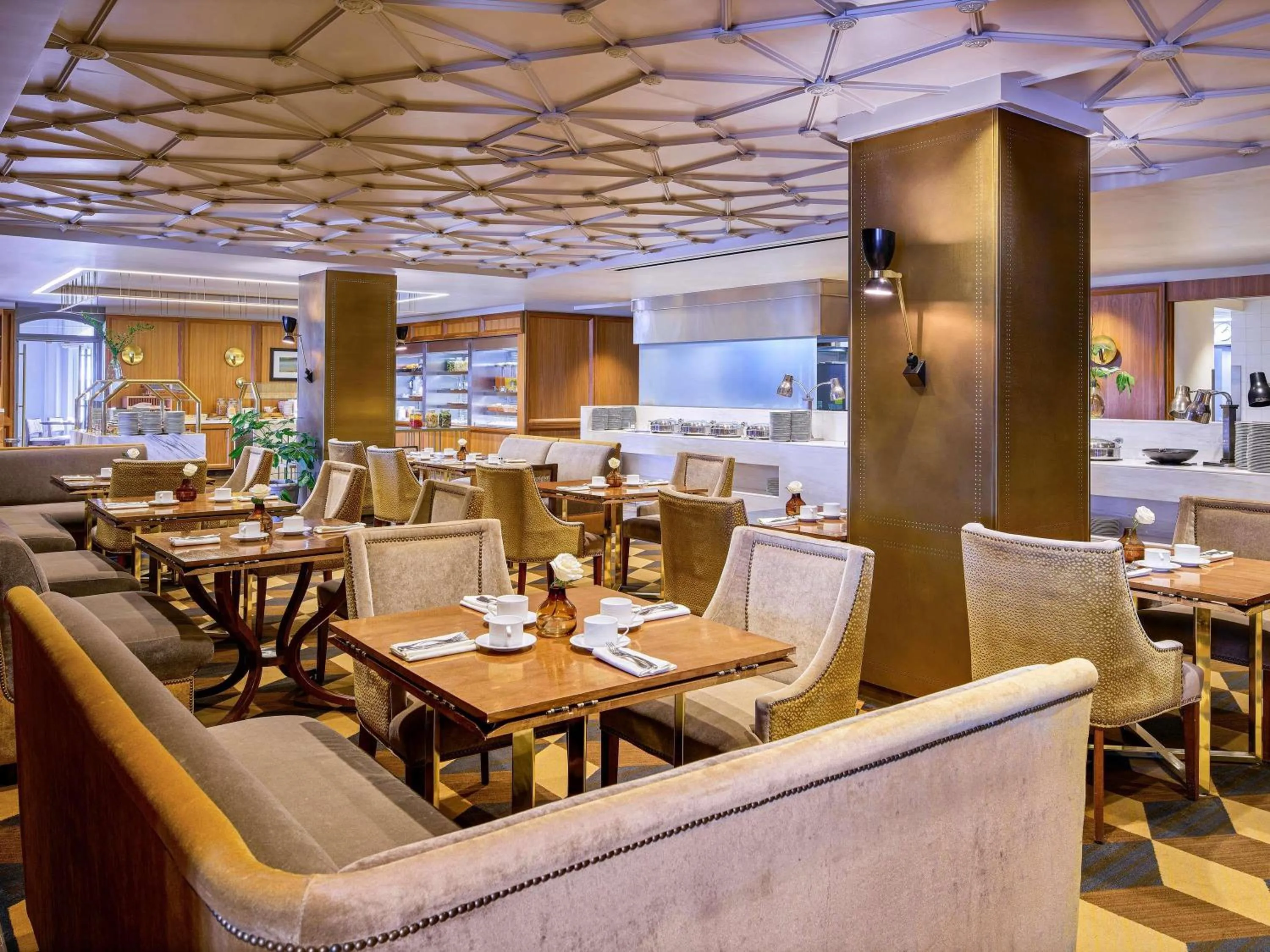 Restaurant/places to eat in Fairmont Le Chateau Frontenac