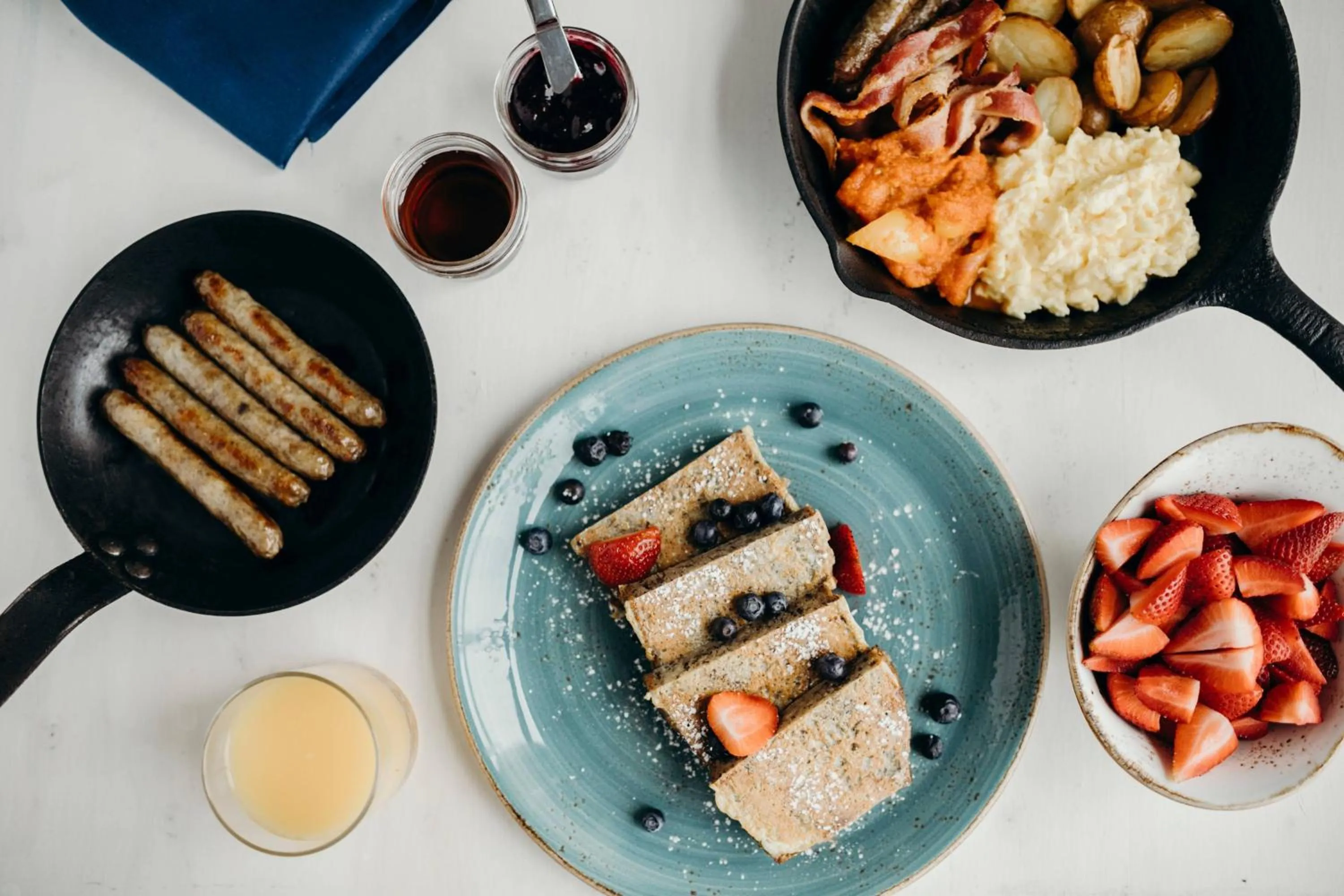 Breakfast in Delta Hotels by Marriott Burnaby Conference Centre