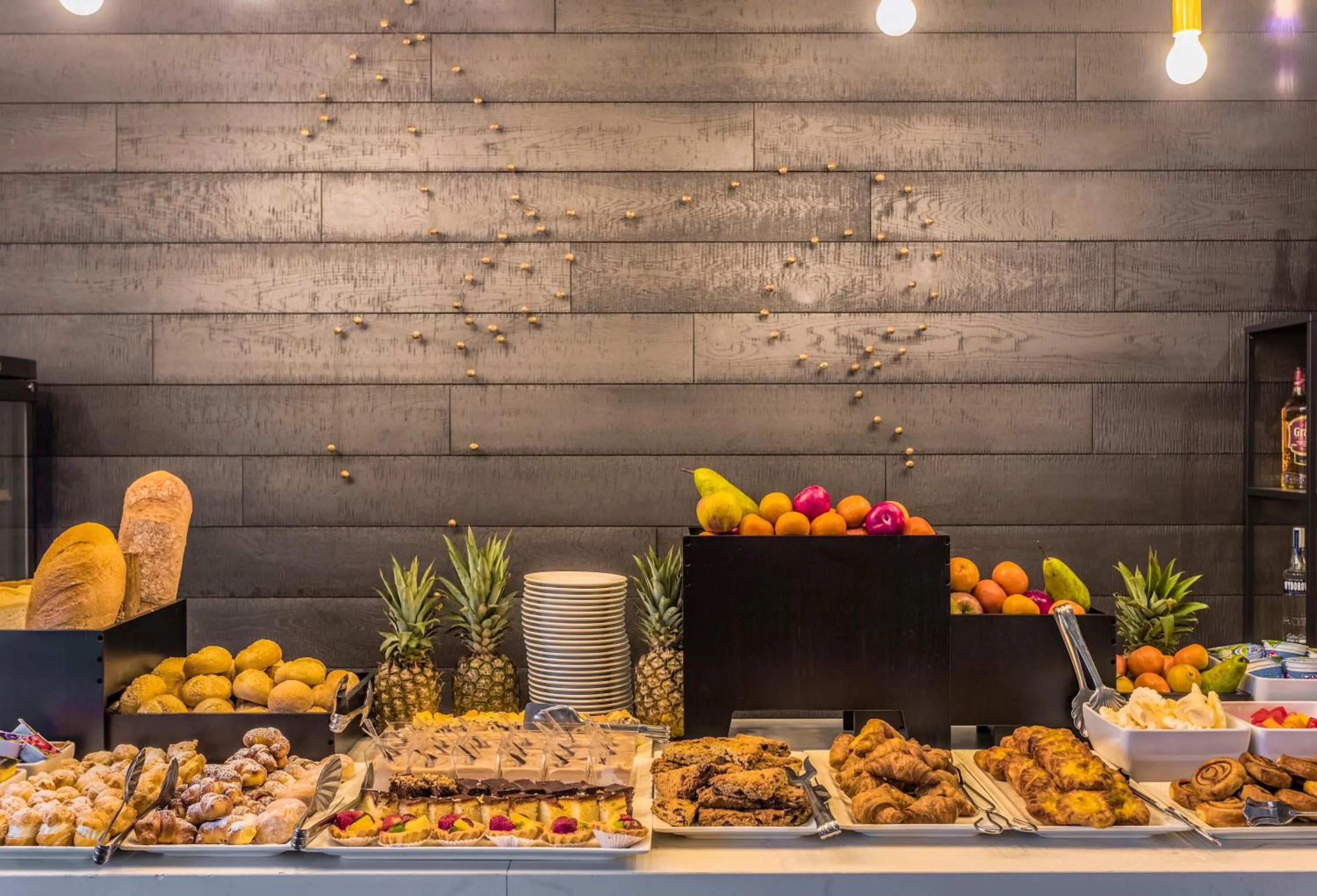 Buffet breakfast in Hotel Kossak