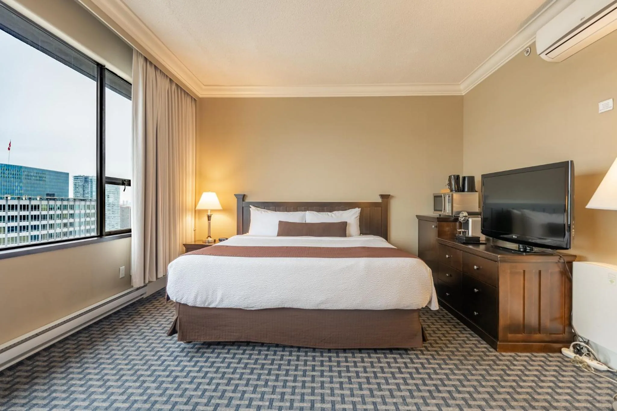 Bedroom, Bed in Century Plaza Hotel