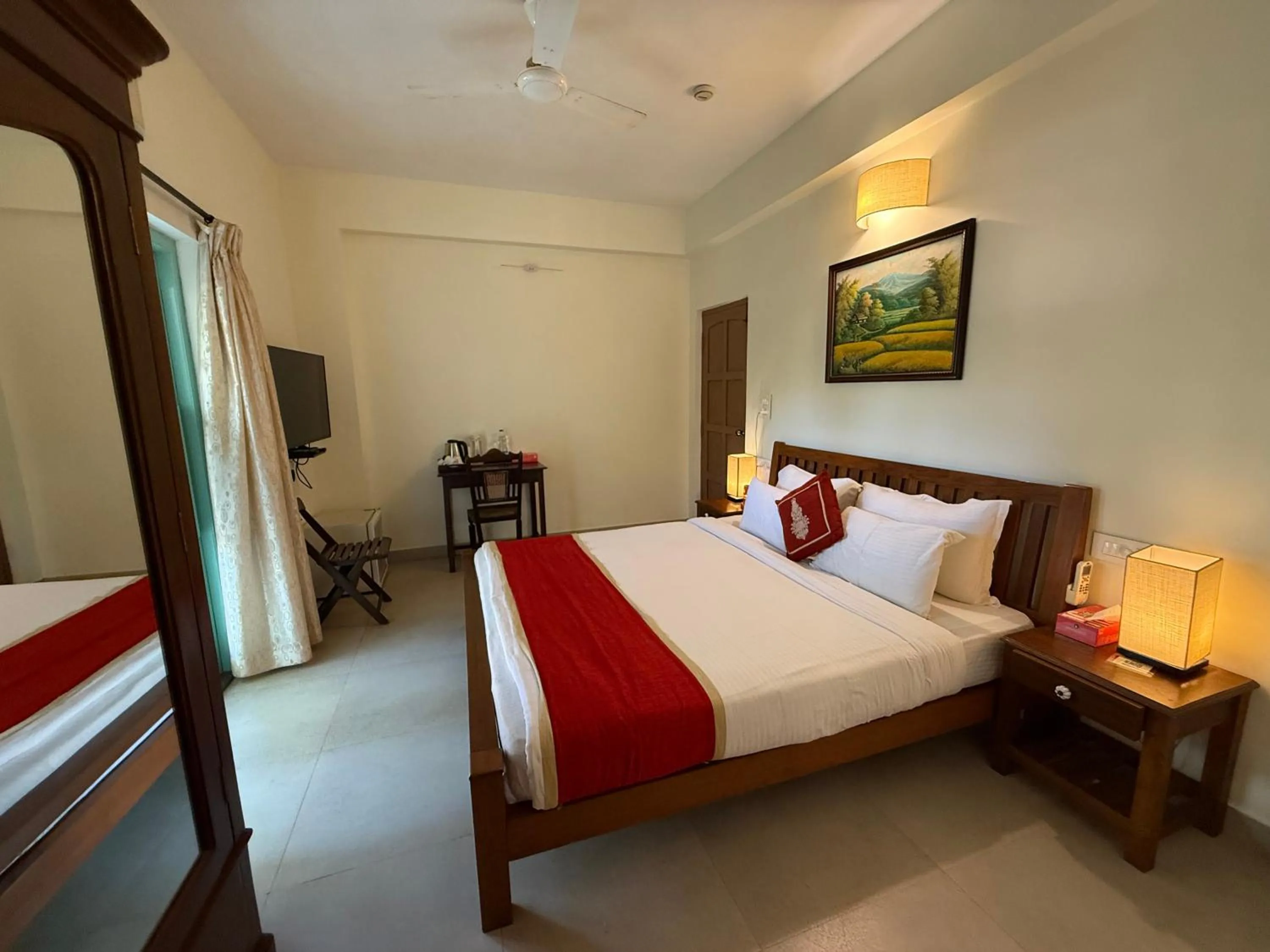 Bedroom, Bed in Lar Amorosa Boutique Hotel - Goa