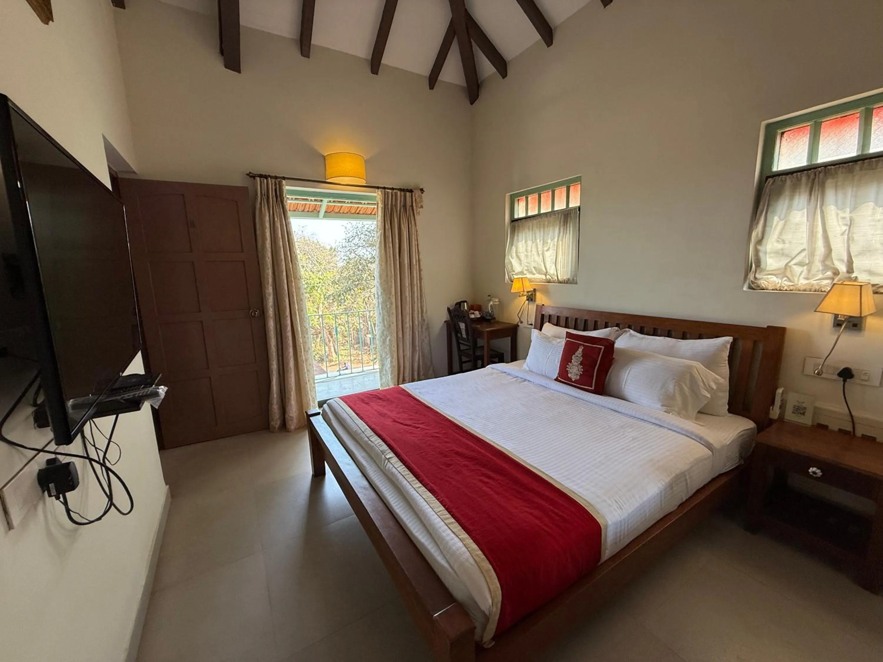 Bedroom, Bed in Lar Amorosa Boutique Hotel - Goa