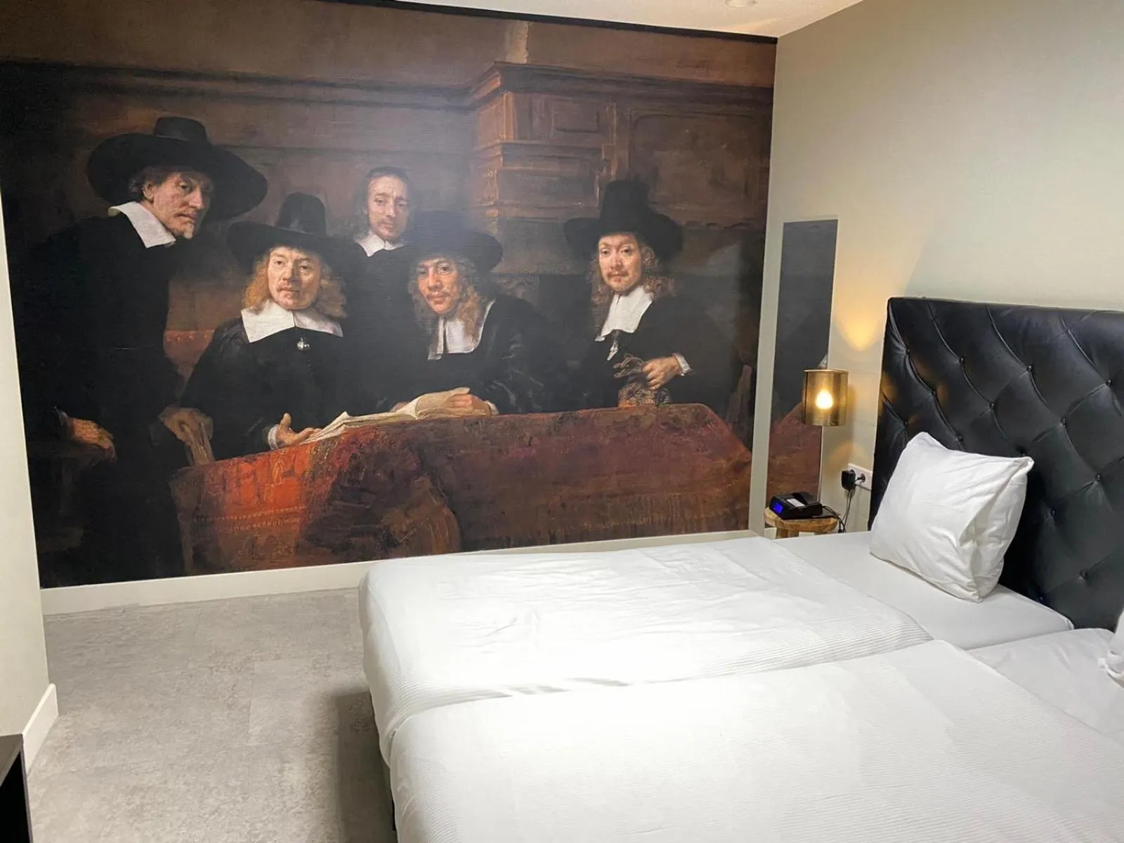Photo of the whole room, Bed in Camp-Inn Hotel
