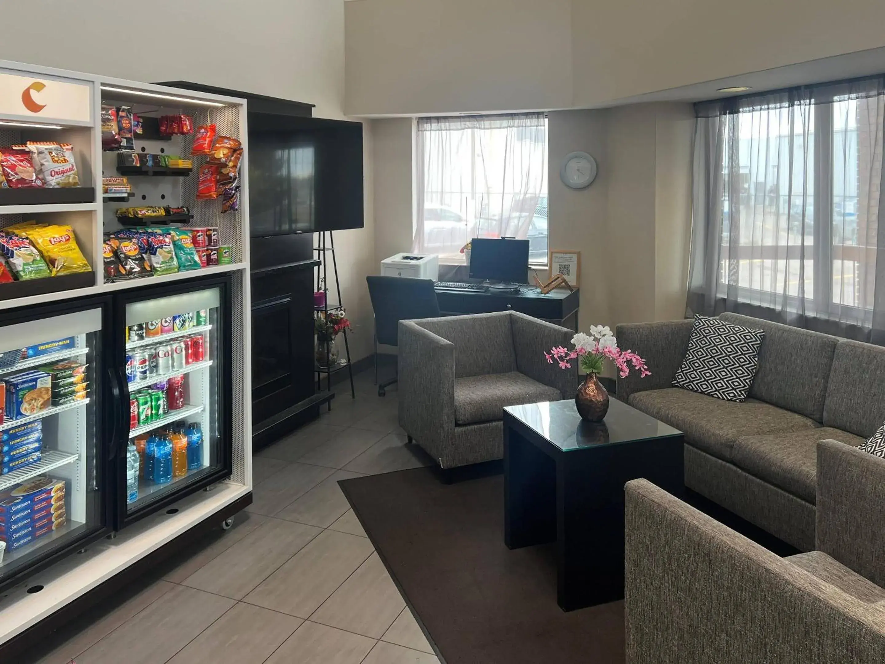 Lobby or reception in Comfort Inn Lobby or reception in Comfort Inn