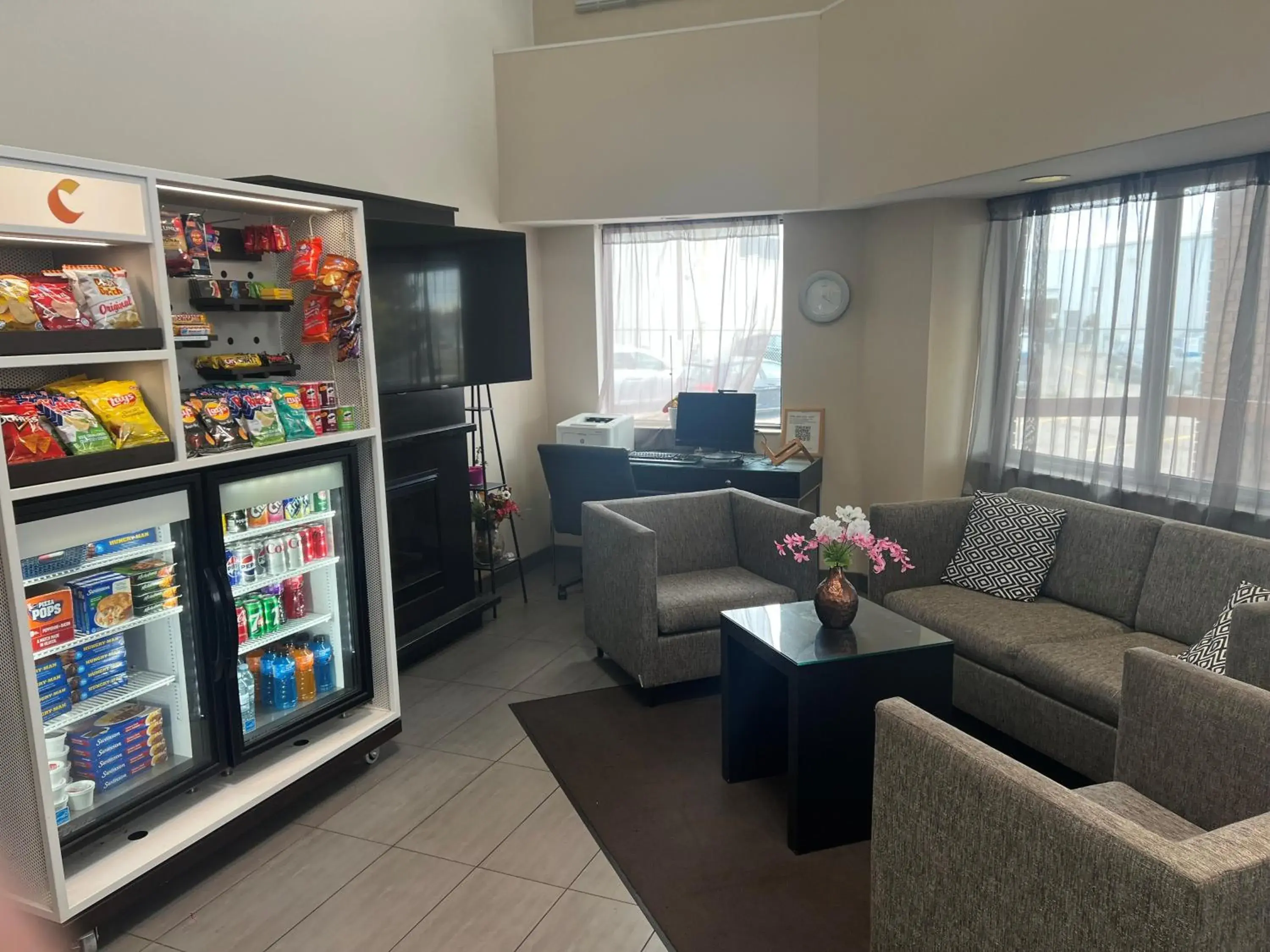 Lobby or reception in Comfort Inn Lobby or reception in Comfort Inn