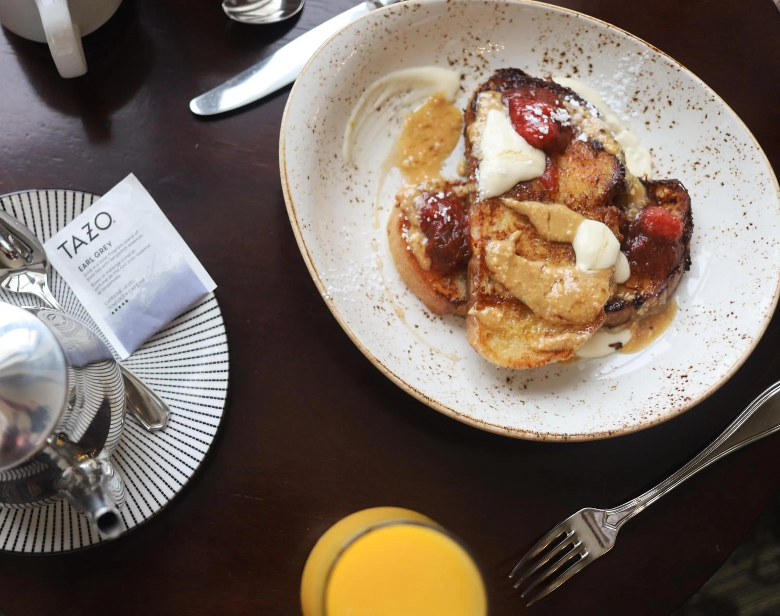 Breakfast in Delta Hotels by Marriott Bessborough