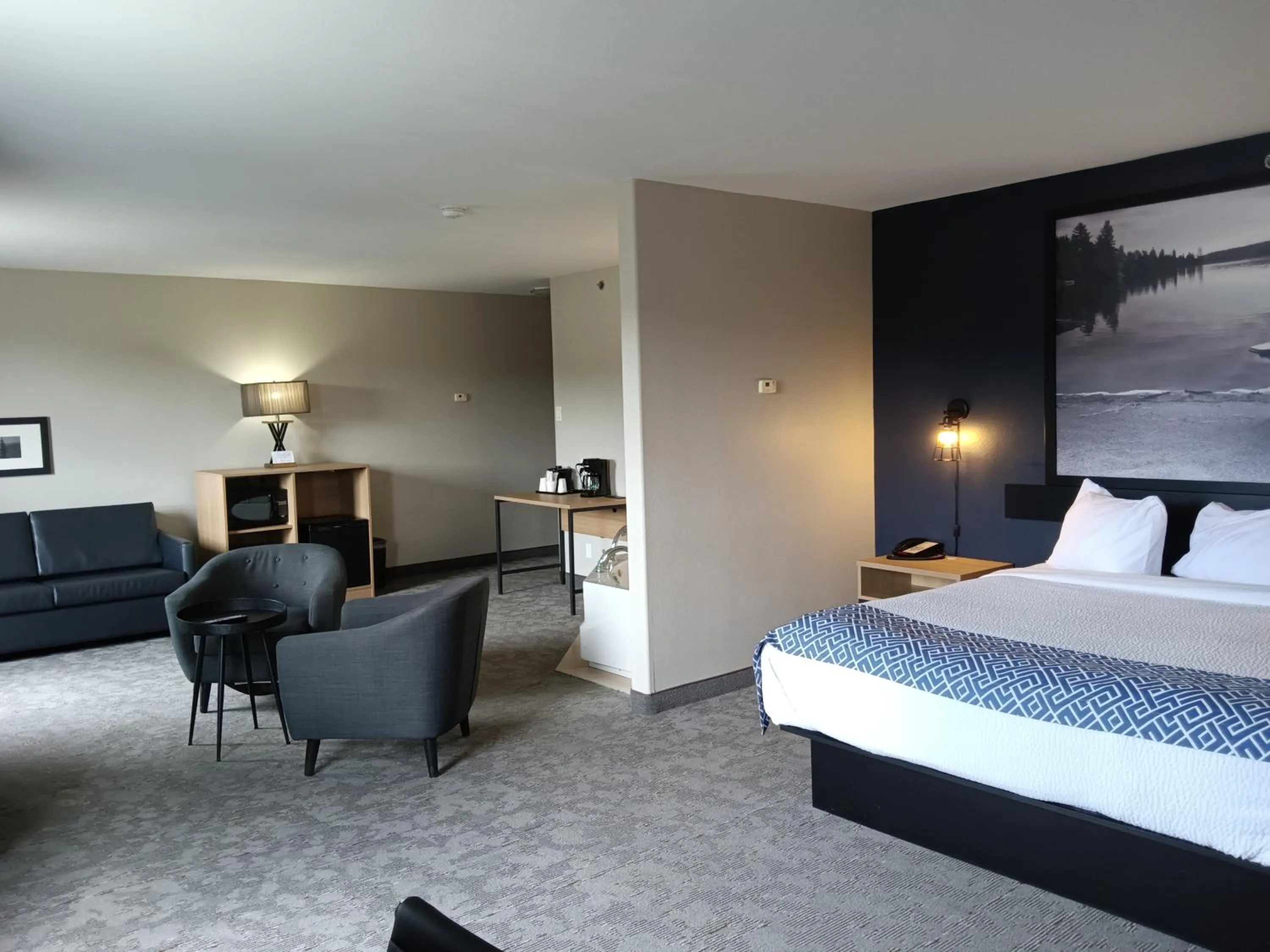 Bed in Super 8 by Wyndham St-Jerome