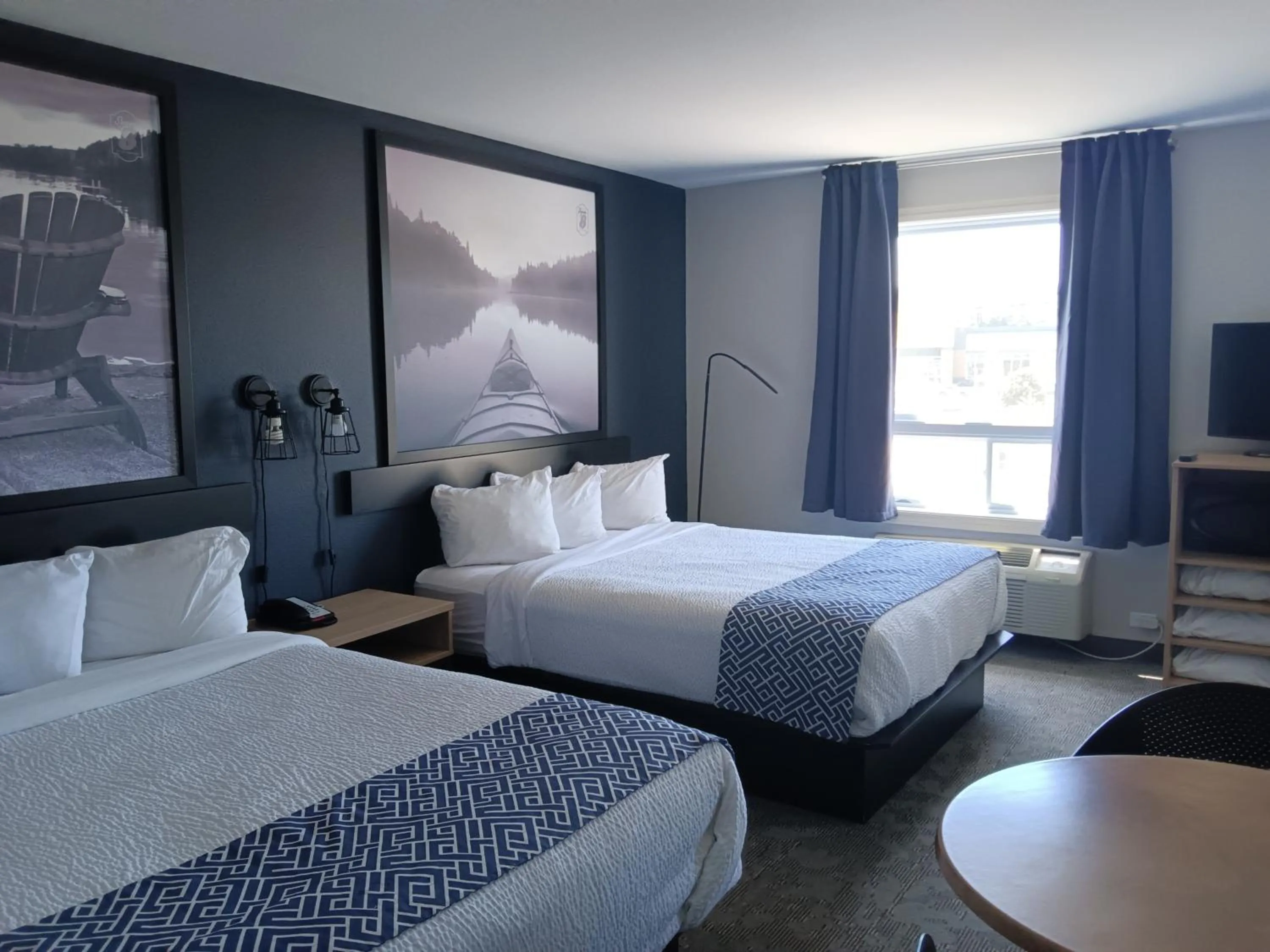 Bed in Super 8 by Wyndham St-Jerome