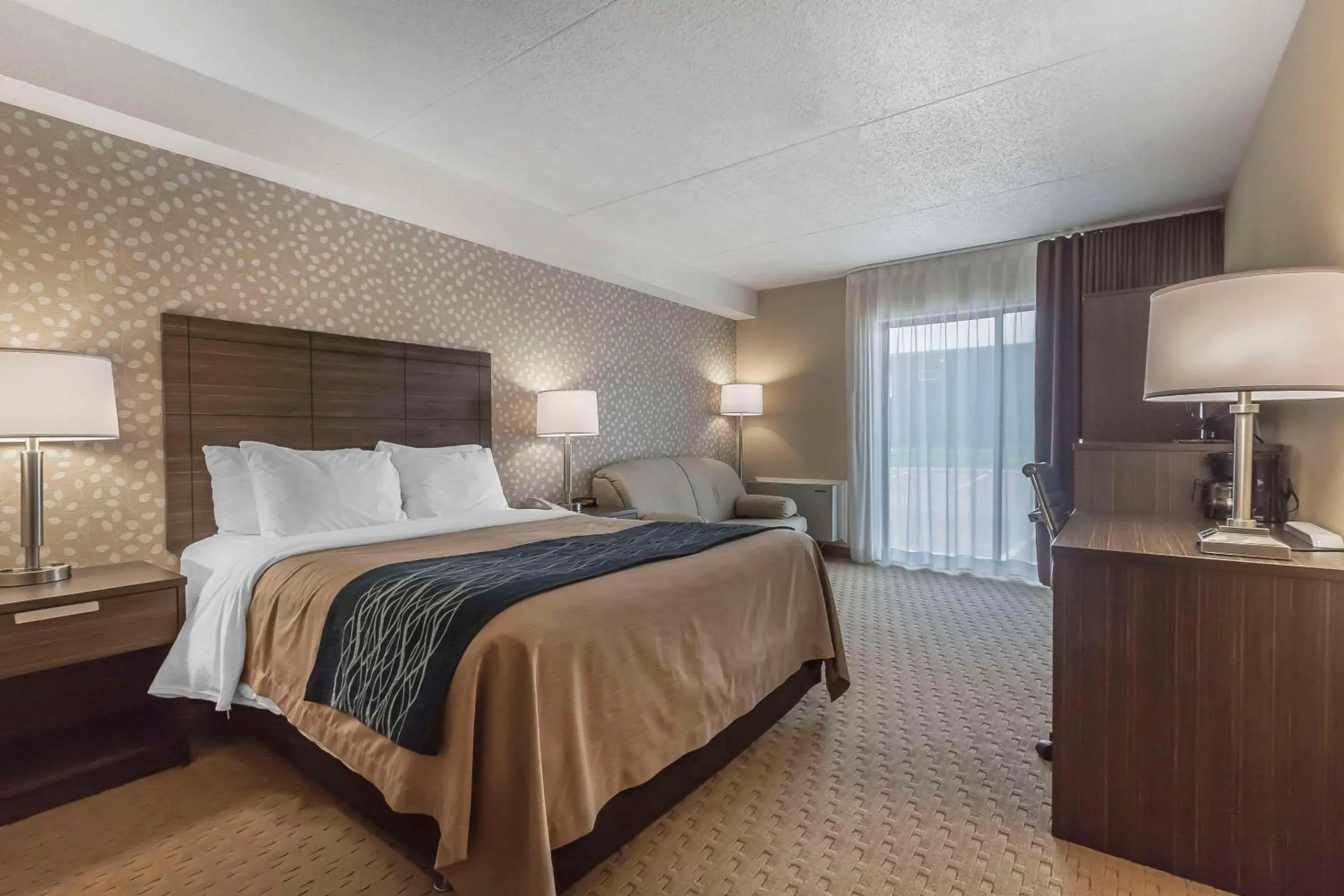 Bedroom, Bed in Comfort Inn