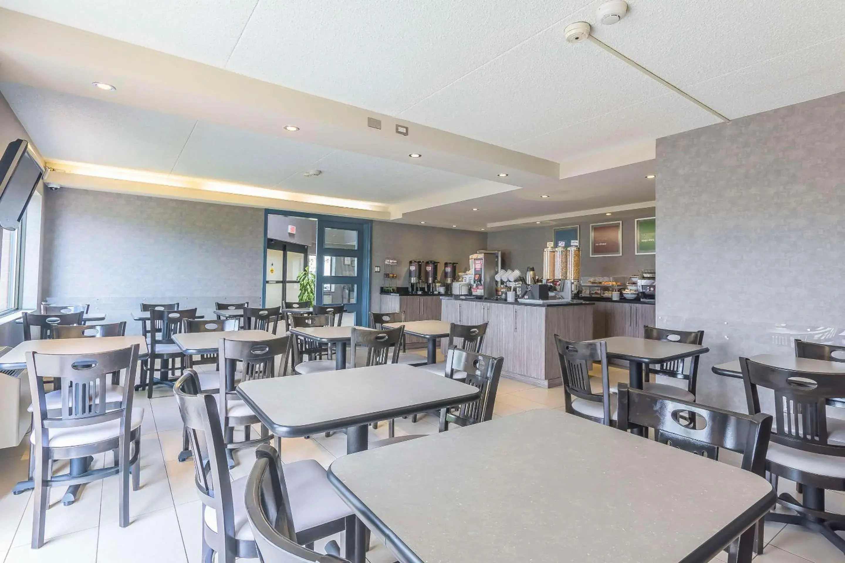 Breakfast in Comfort Inn Breakfast in Comfort Inn