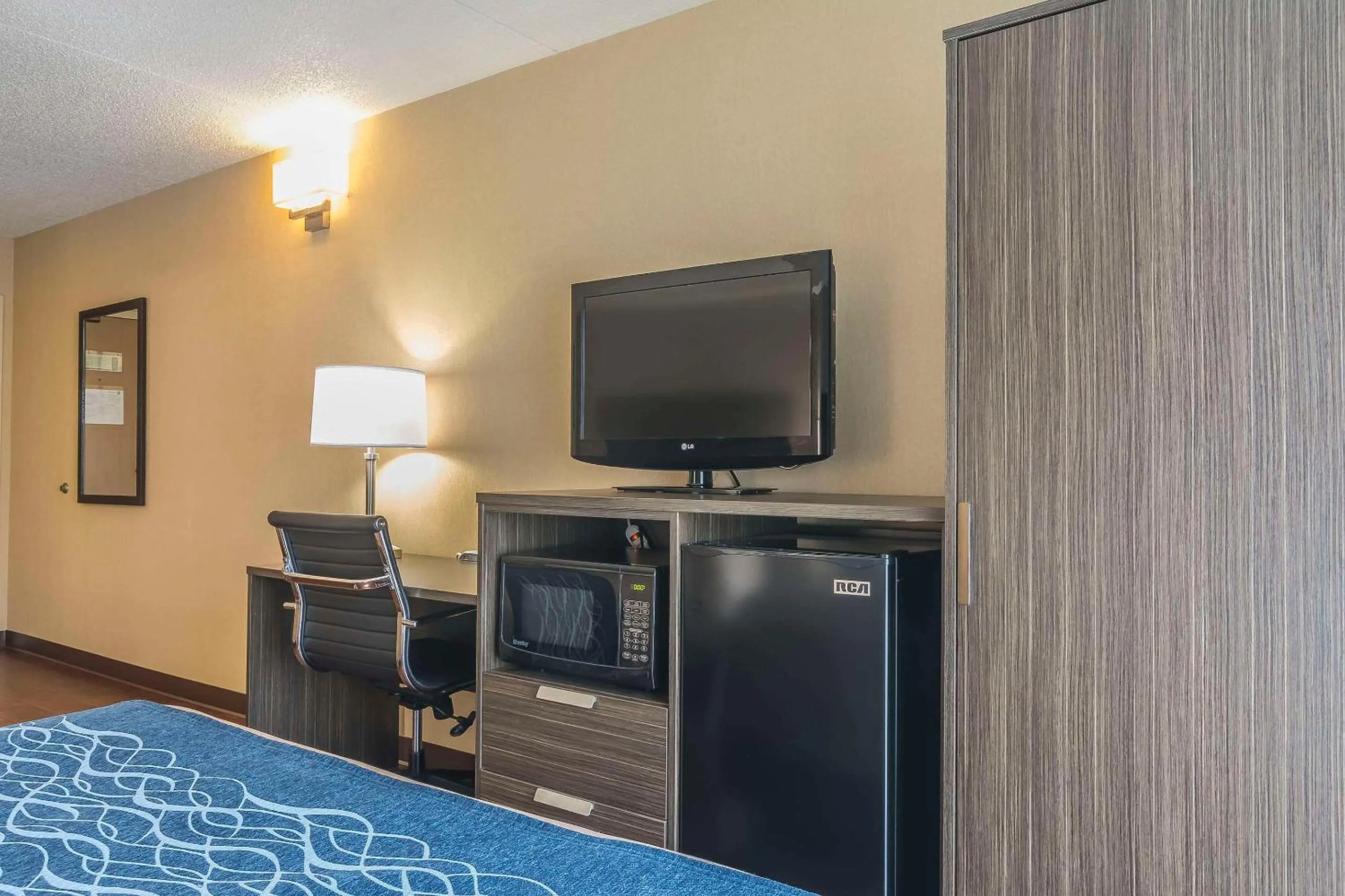 Bedroom, Bed in Comfort Inn