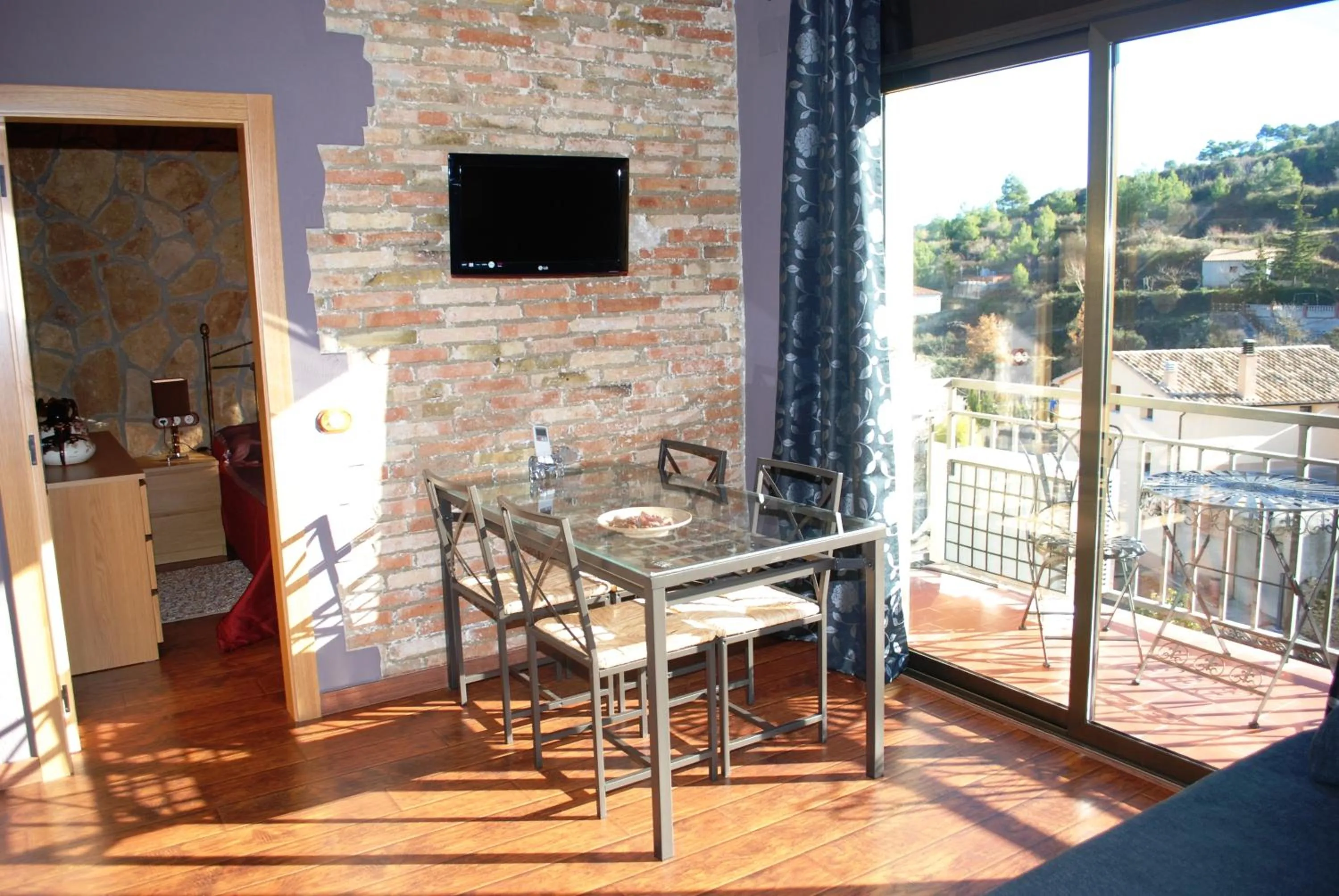 Coffee/tea facilities in El Molí de Pontons suites con jacuzzi spa