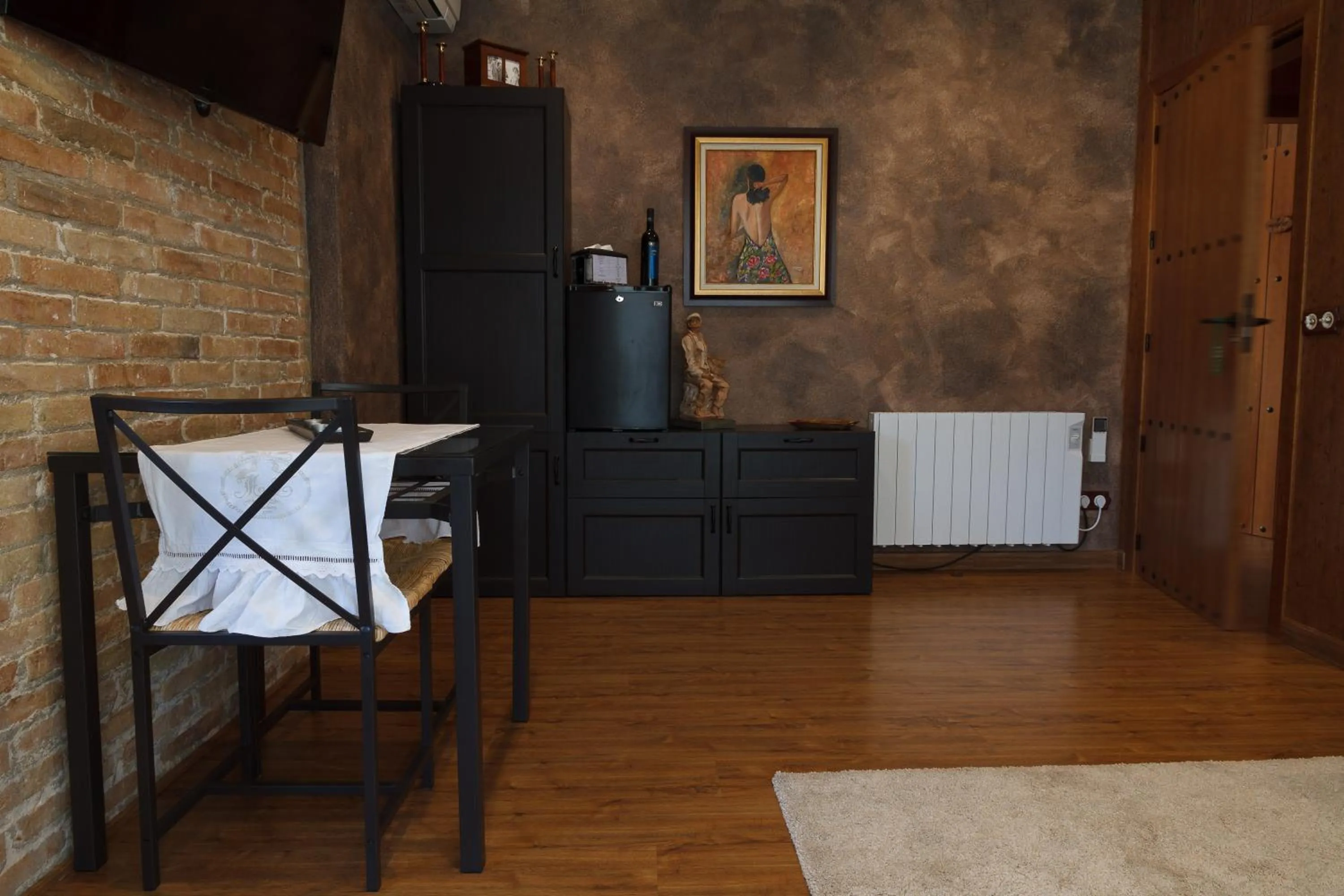 Decorative detail in El Molí de Pontons suites con jacuzzi spa