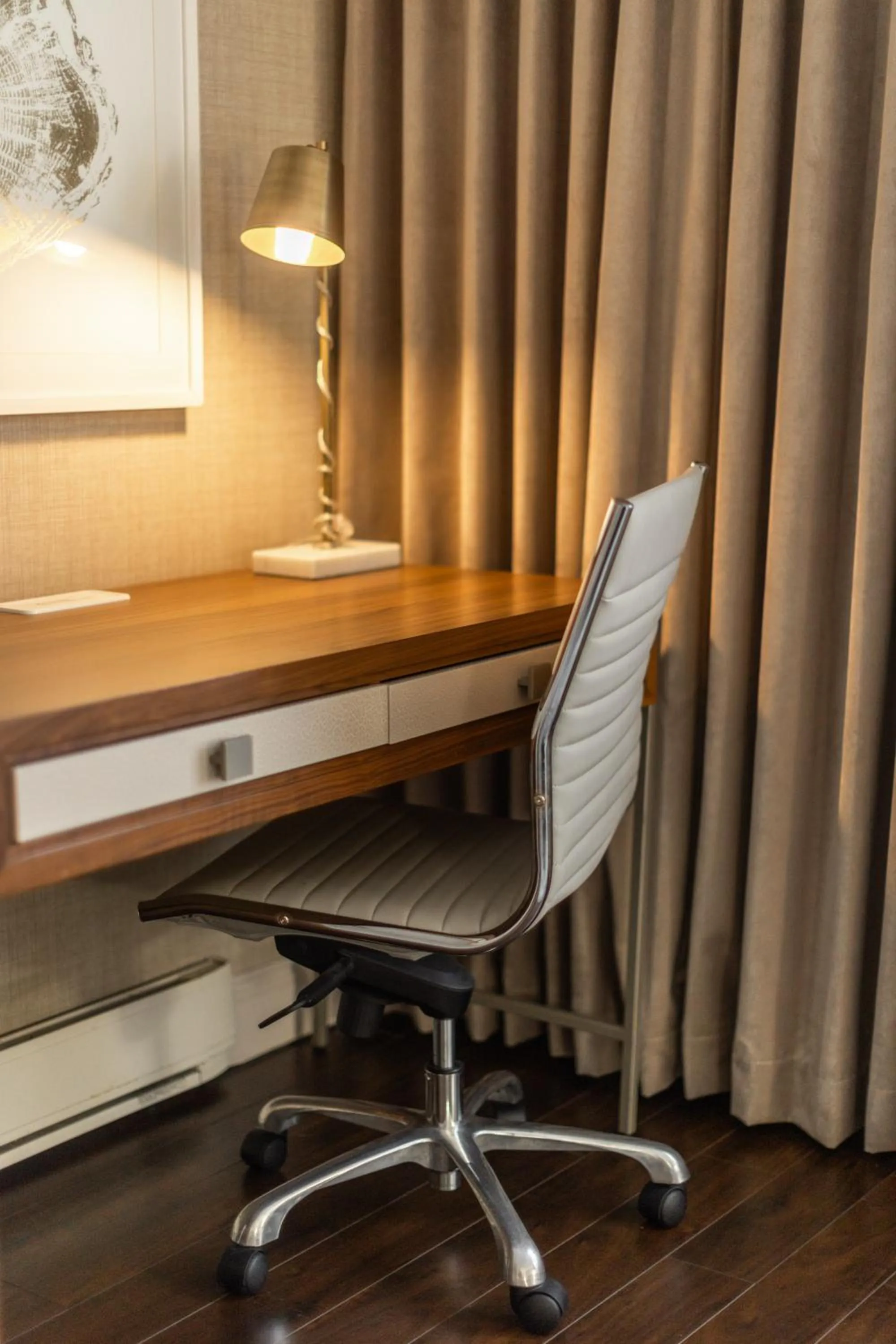 hair dresser in The Lord Nelson Hotel & Suites