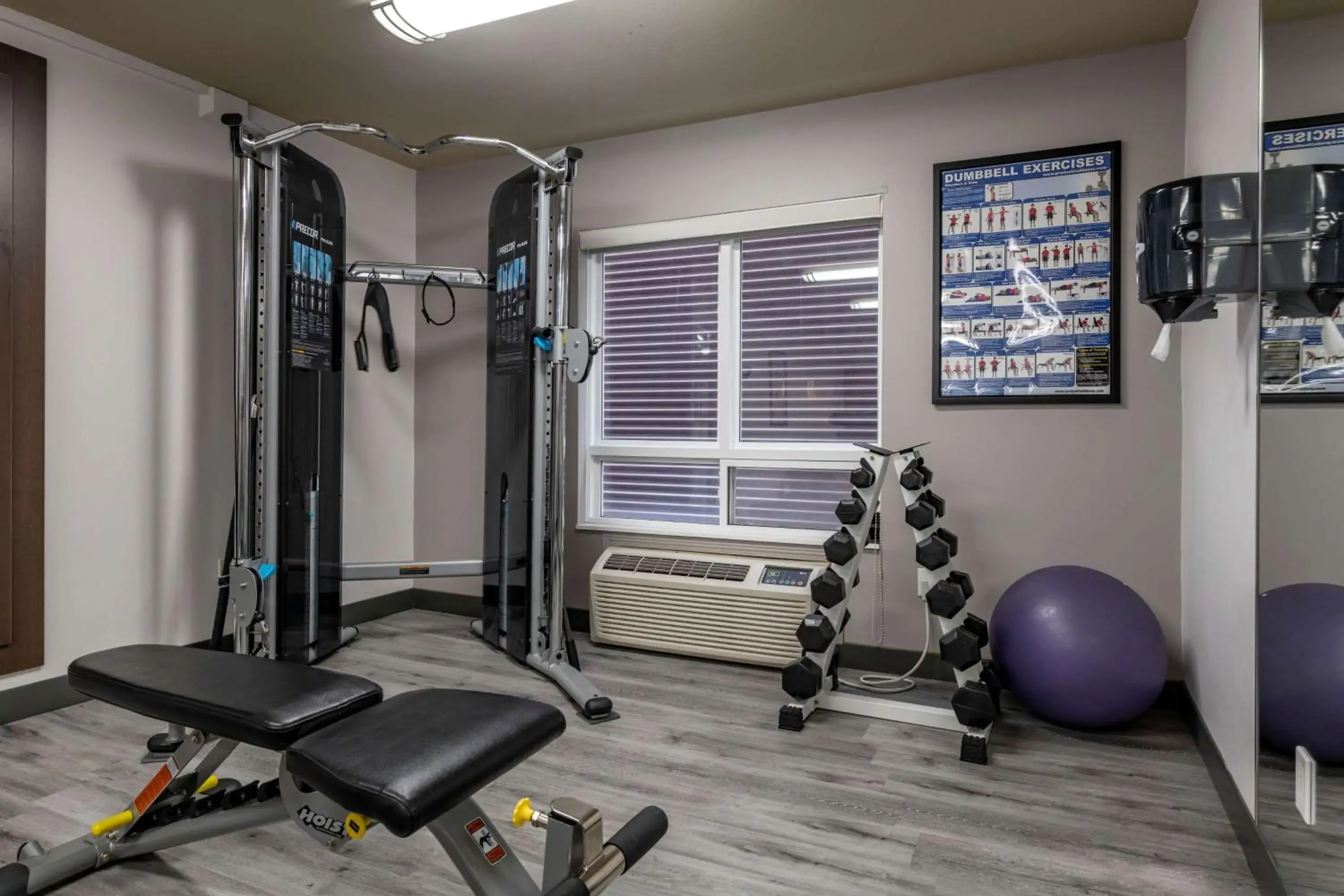 Spa and wellness centre/facilities in Best Western Dartmouth Hotel & Suites Spa and wellness centre/facilities in Best Western Dartmouth Hotel & Suites