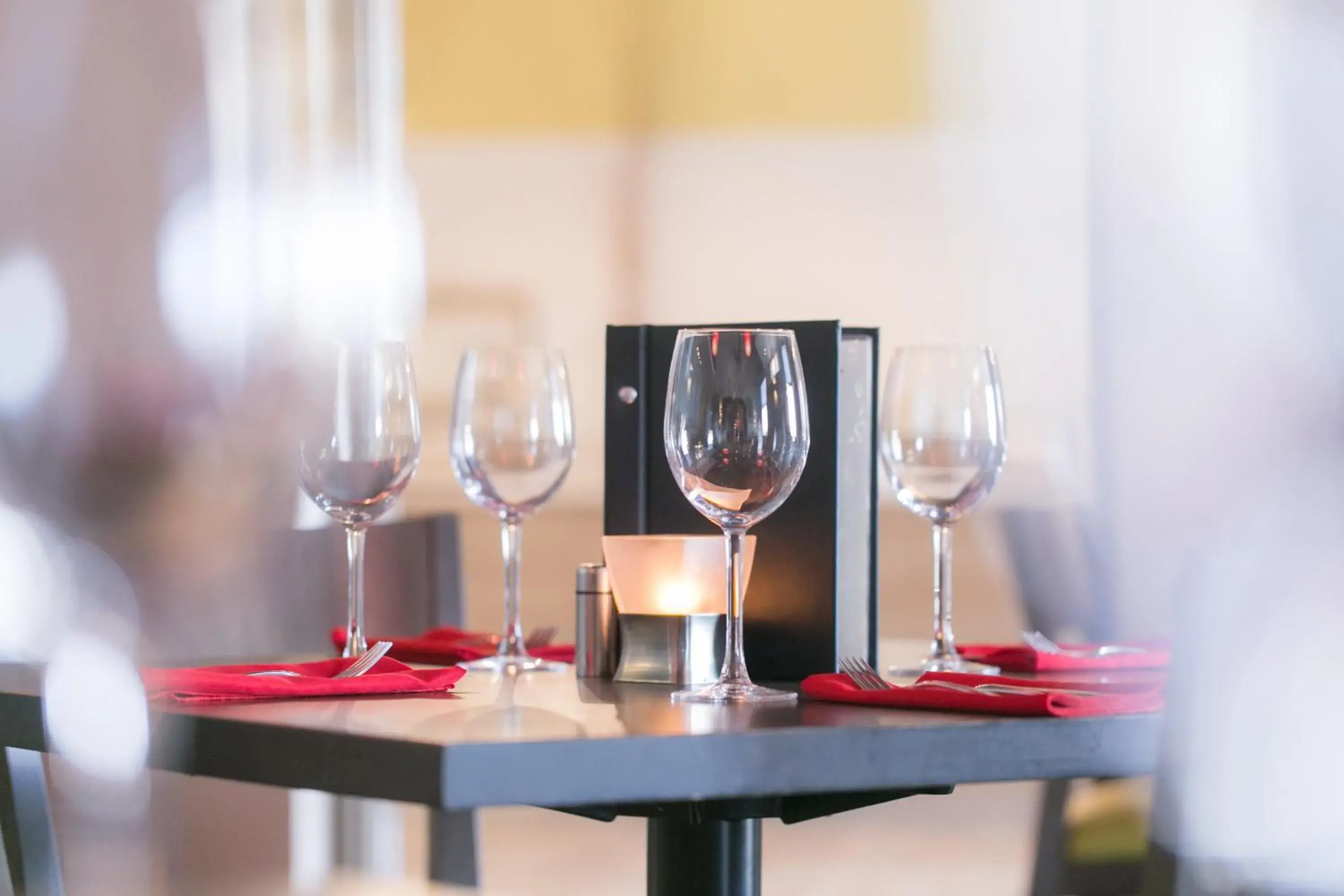 Restaurant/places to eat in Best Western Plus Dartmouth Hotel & Suites Restaurant/places to eat in Best Western Plus Dartmouth Hotel & Suites