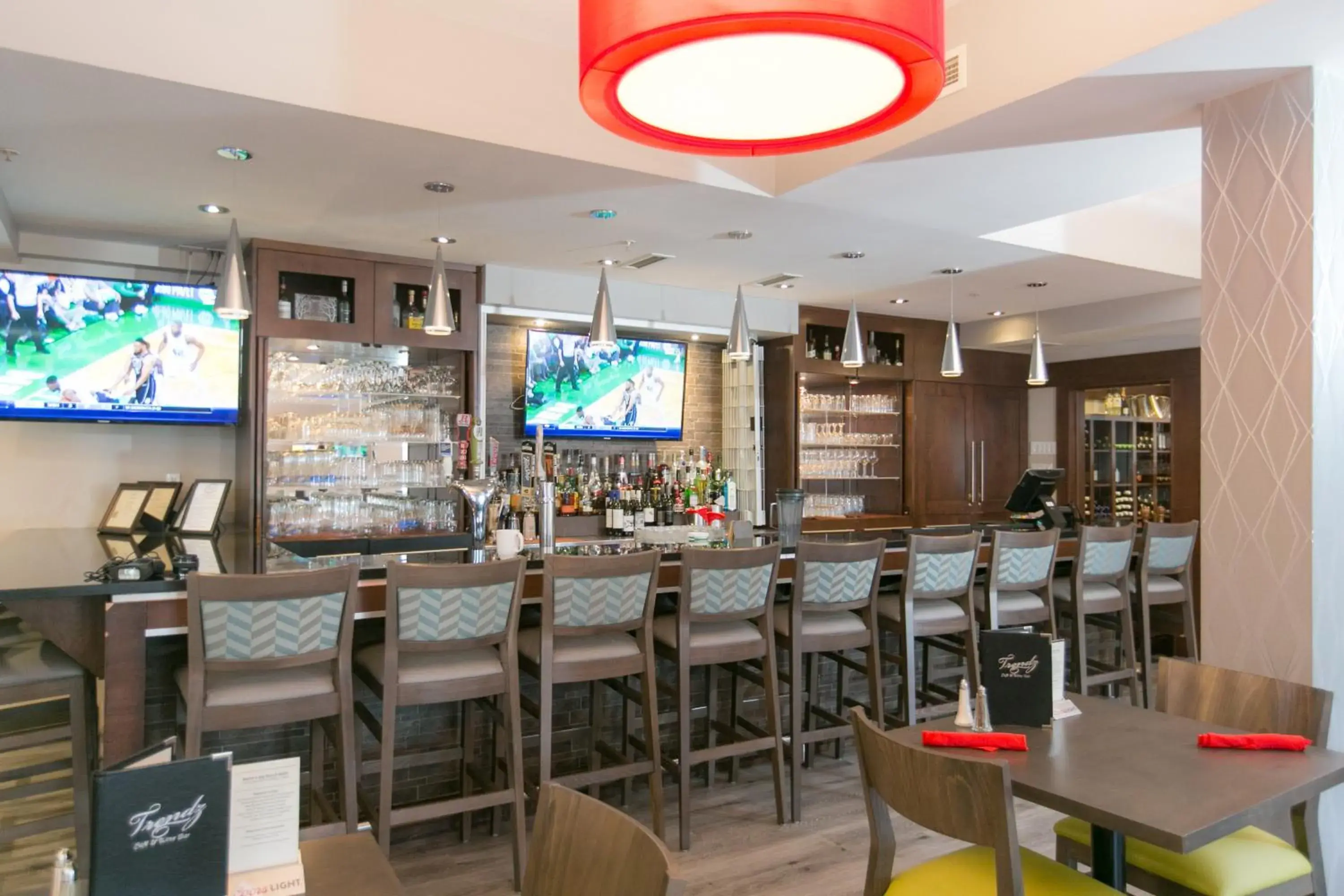 Lounge or bar in Best Western Plus Dartmouth Hotel & Suites Lounge or bar in Best Western Plus Dartmouth Hotel & Suites