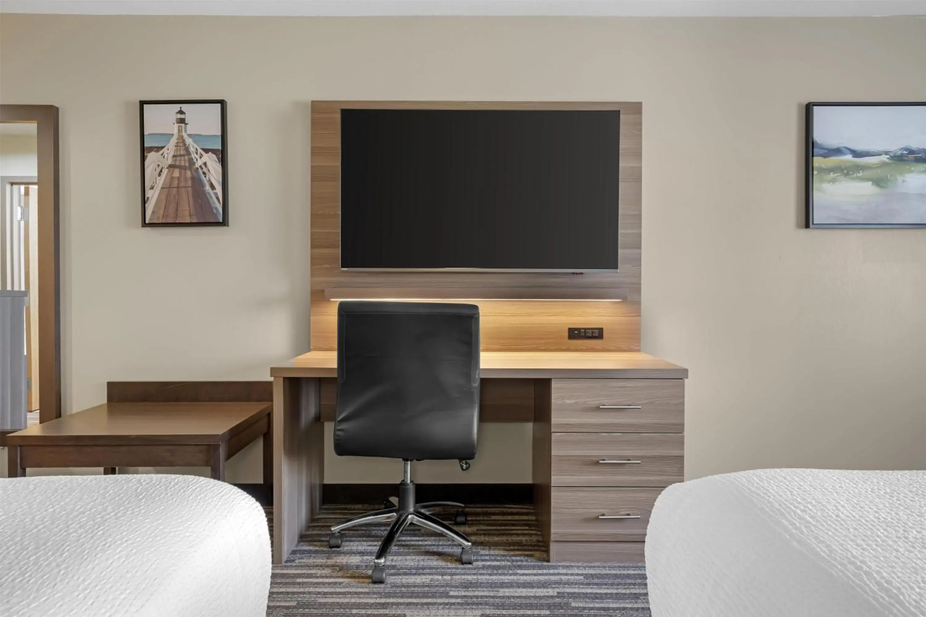 Bedroom, Bed in Best Western Plus Dartmouth Hotel & Suites Bedroom, Bed in Best Western Plus Dartmouth Hotel & Suites