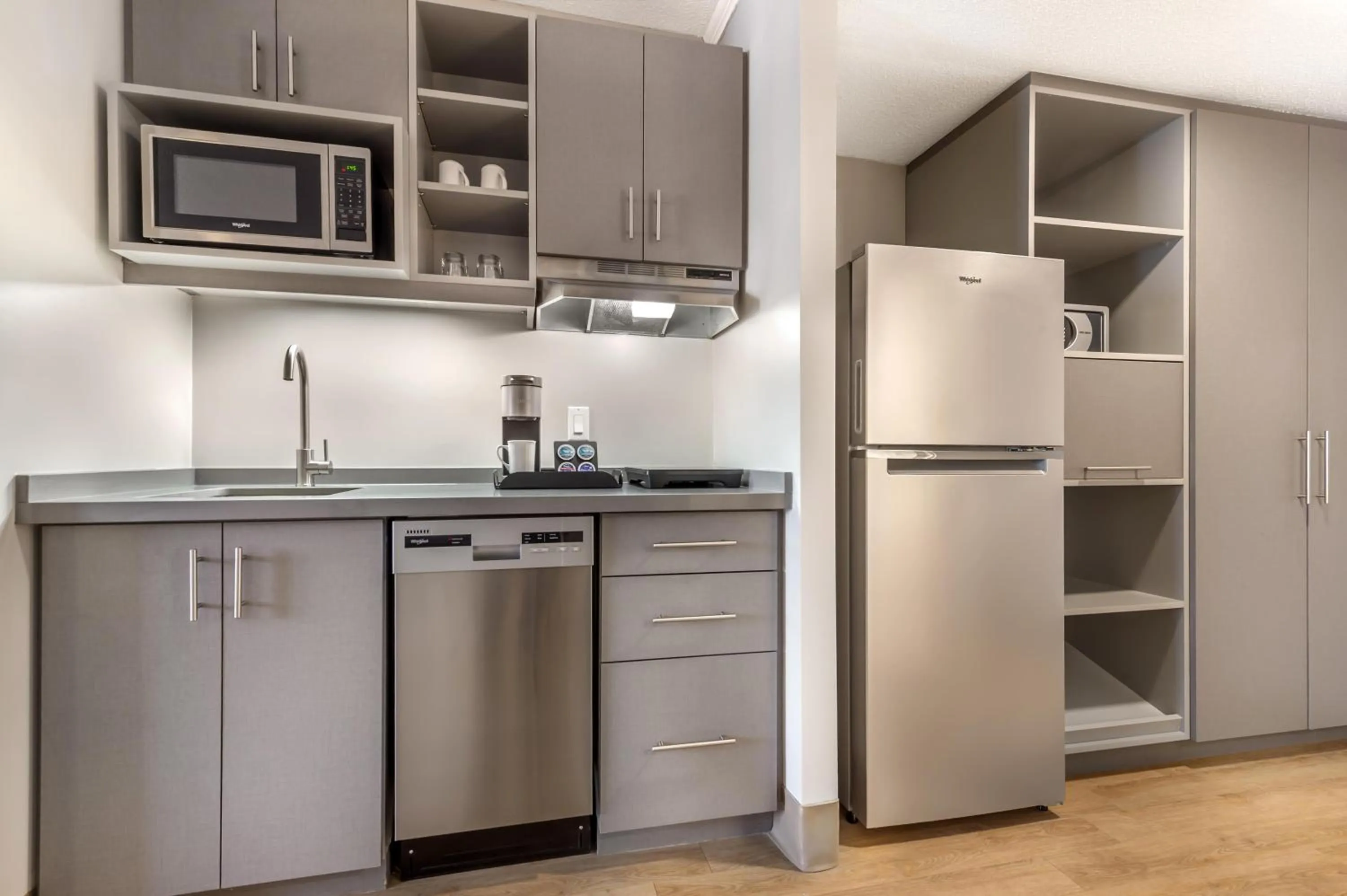 Bedroom in Best Western Plus Ottawa City Centre