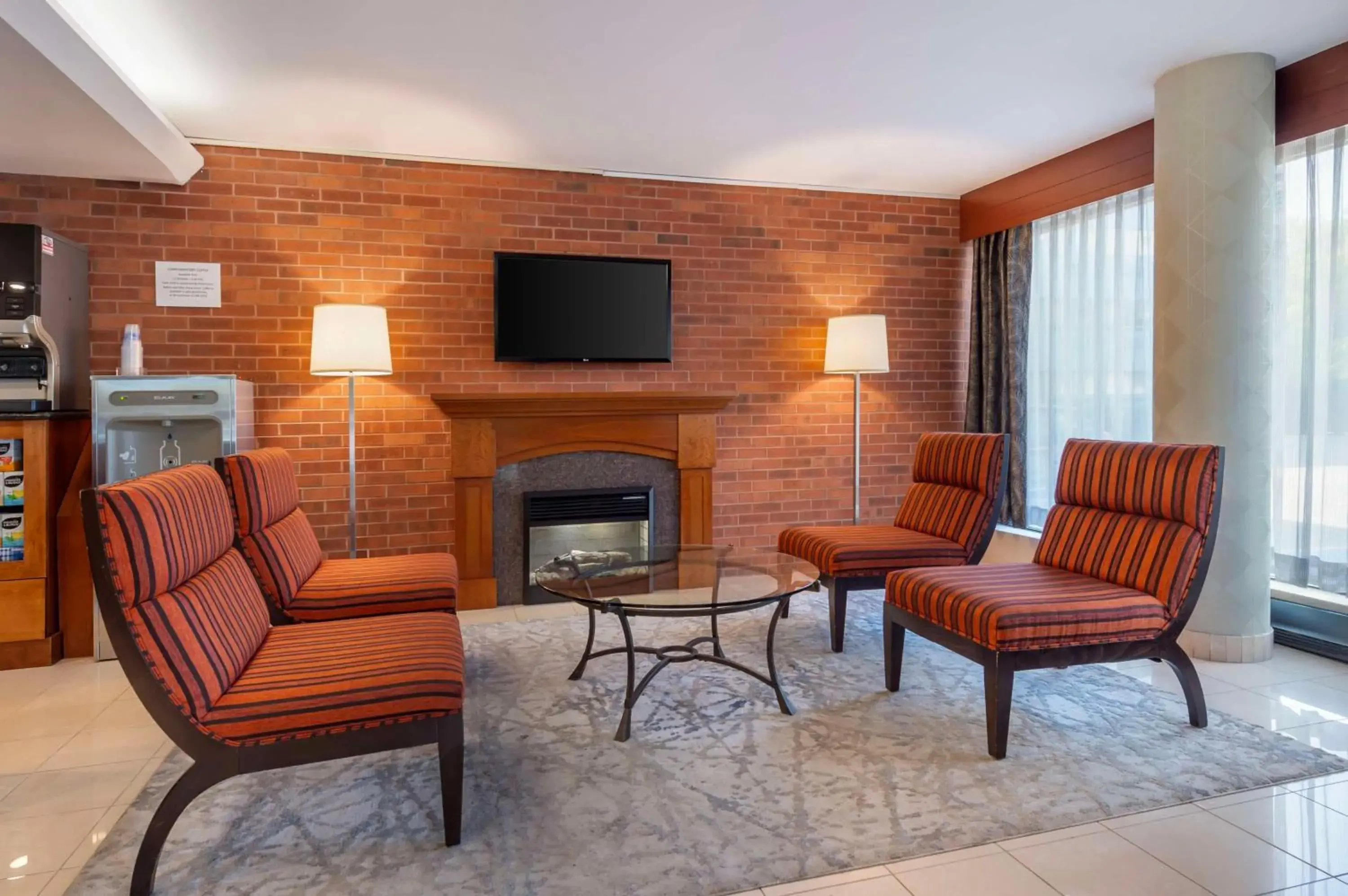 Lobby or reception in Best Western Plus Ottawa City Centre Lobby or reception in Best Western Plus Ottawa City Centre