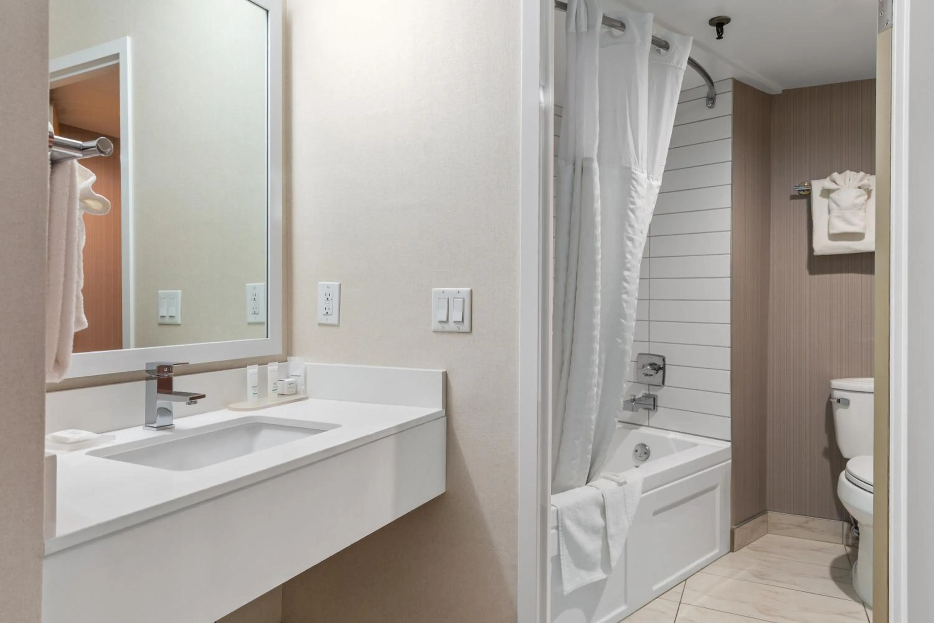 Radisson Hotel & Conference Centre Edmonton