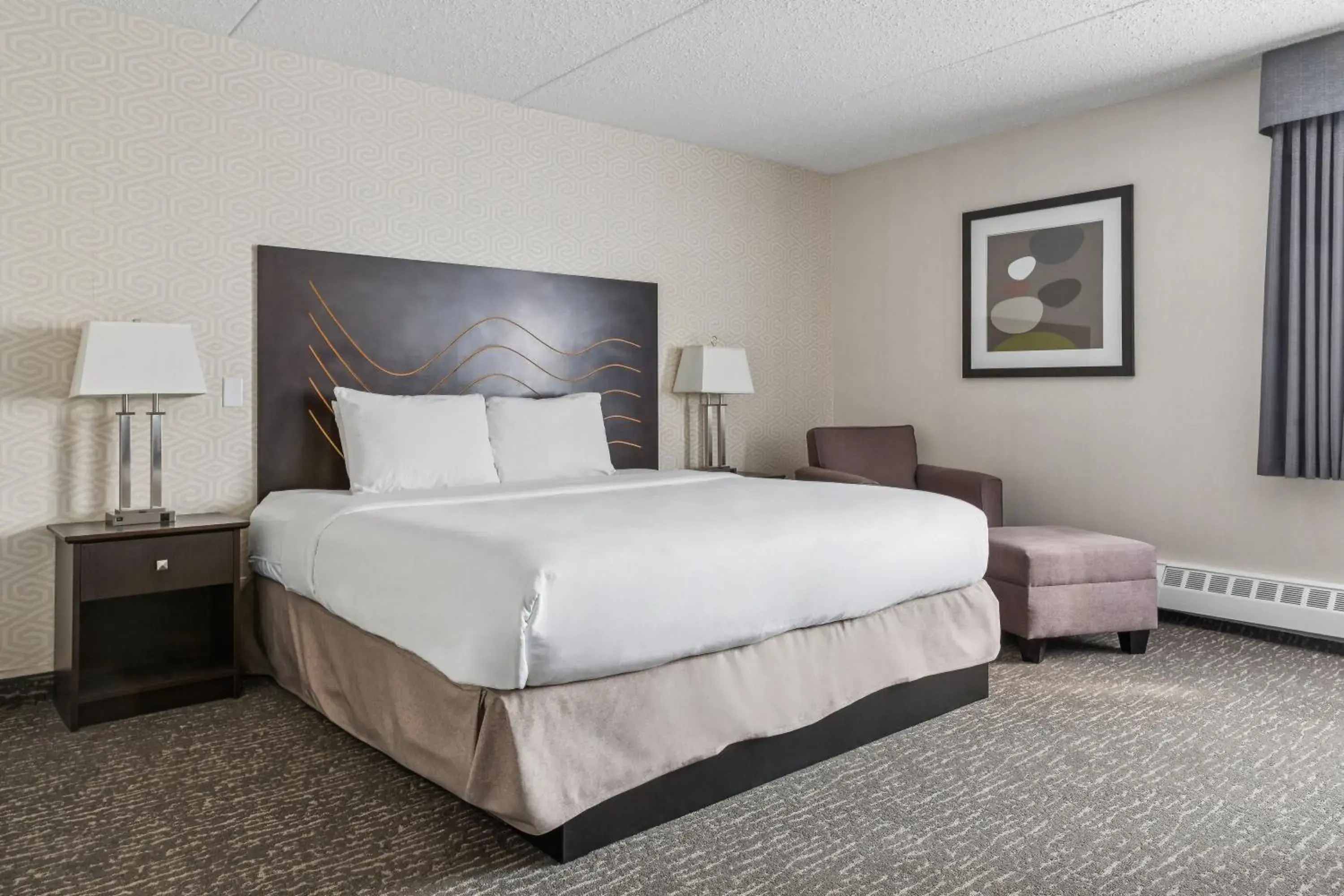 Bed in Radisson Hotel & Conference Centre Edmonton Bed in Radisson Hotel & Conference Centre Edmonton