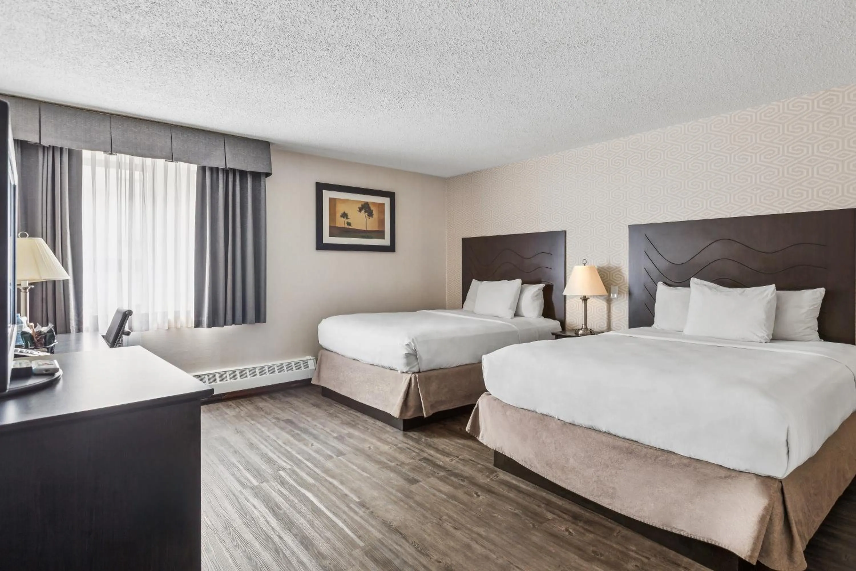 Bed in Radisson Hotel & Conference Centre Edmonton