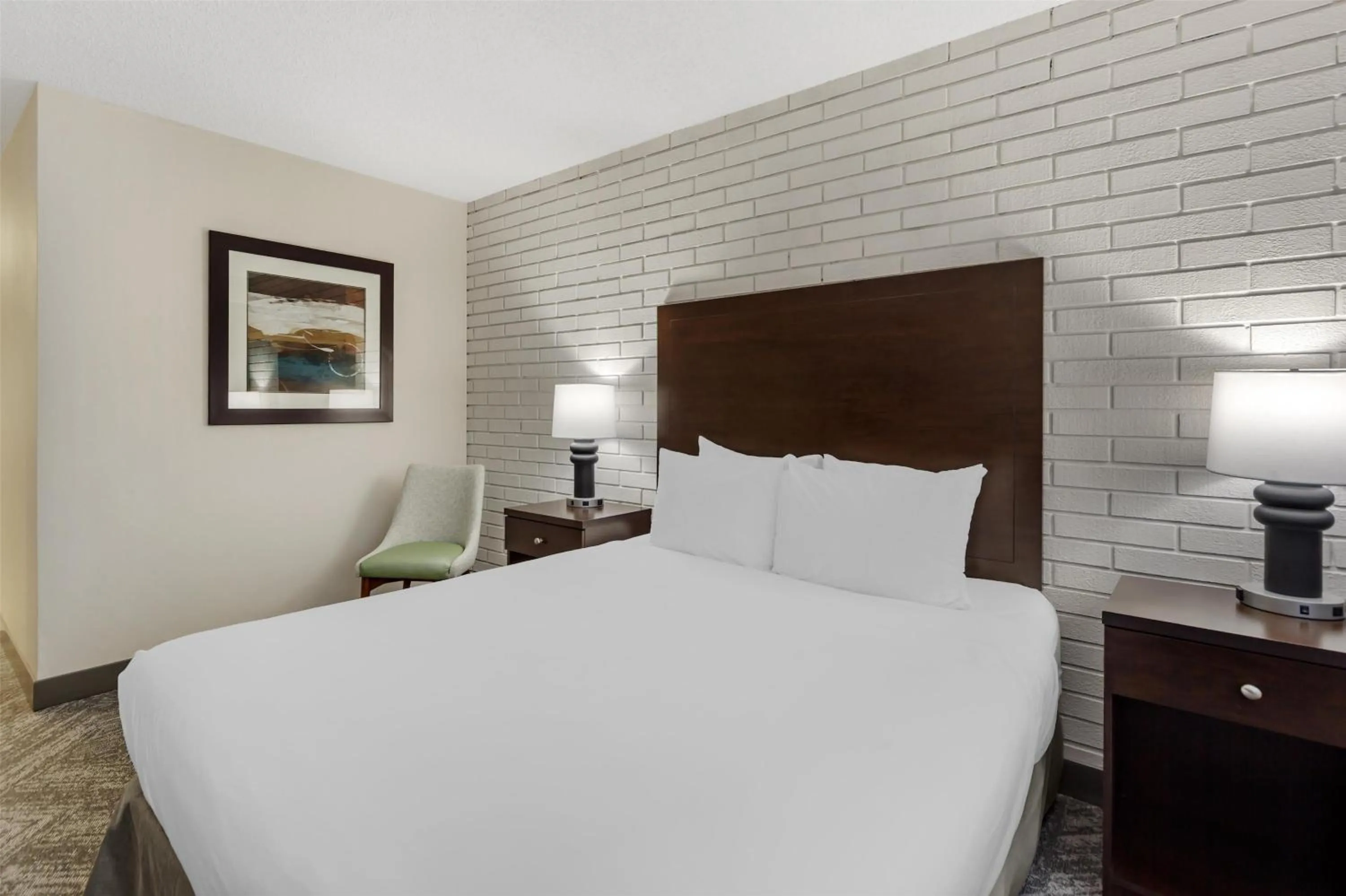 Bedroom, Bed in Best Western Cedar Park Inn