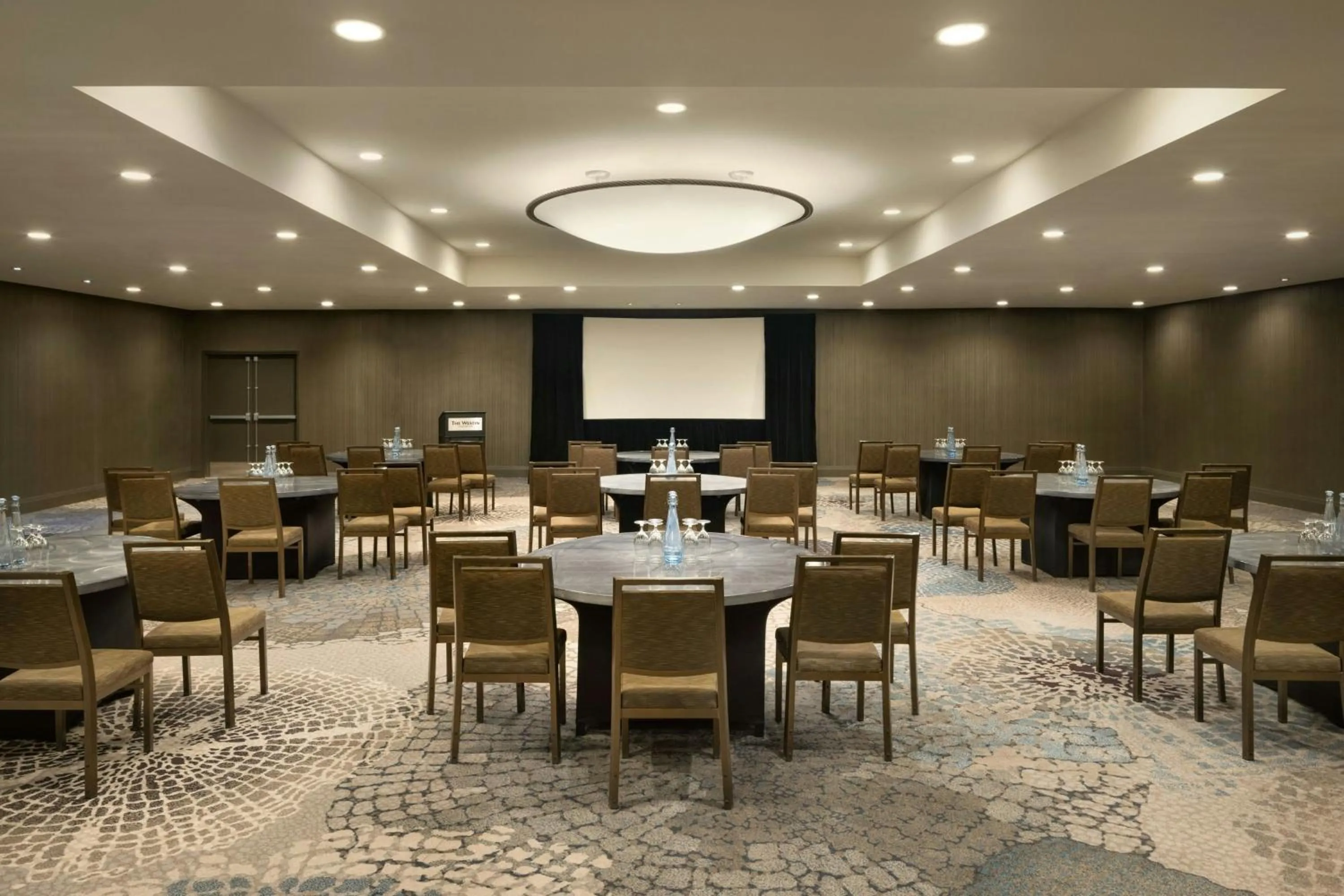 Meeting/conference room in The Westin Edmonton