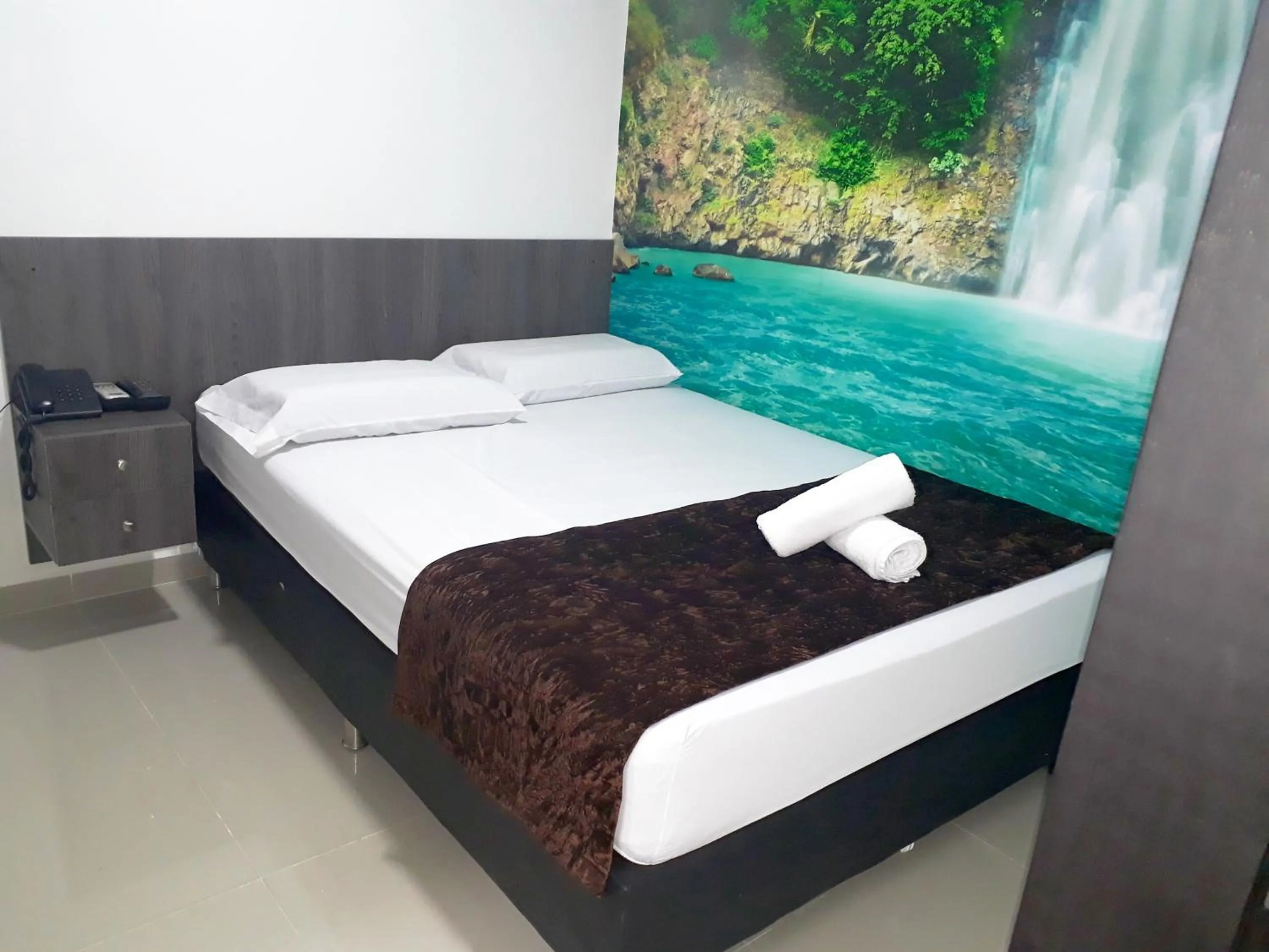 Bed in Hotel Jardin de Laureles Jeps