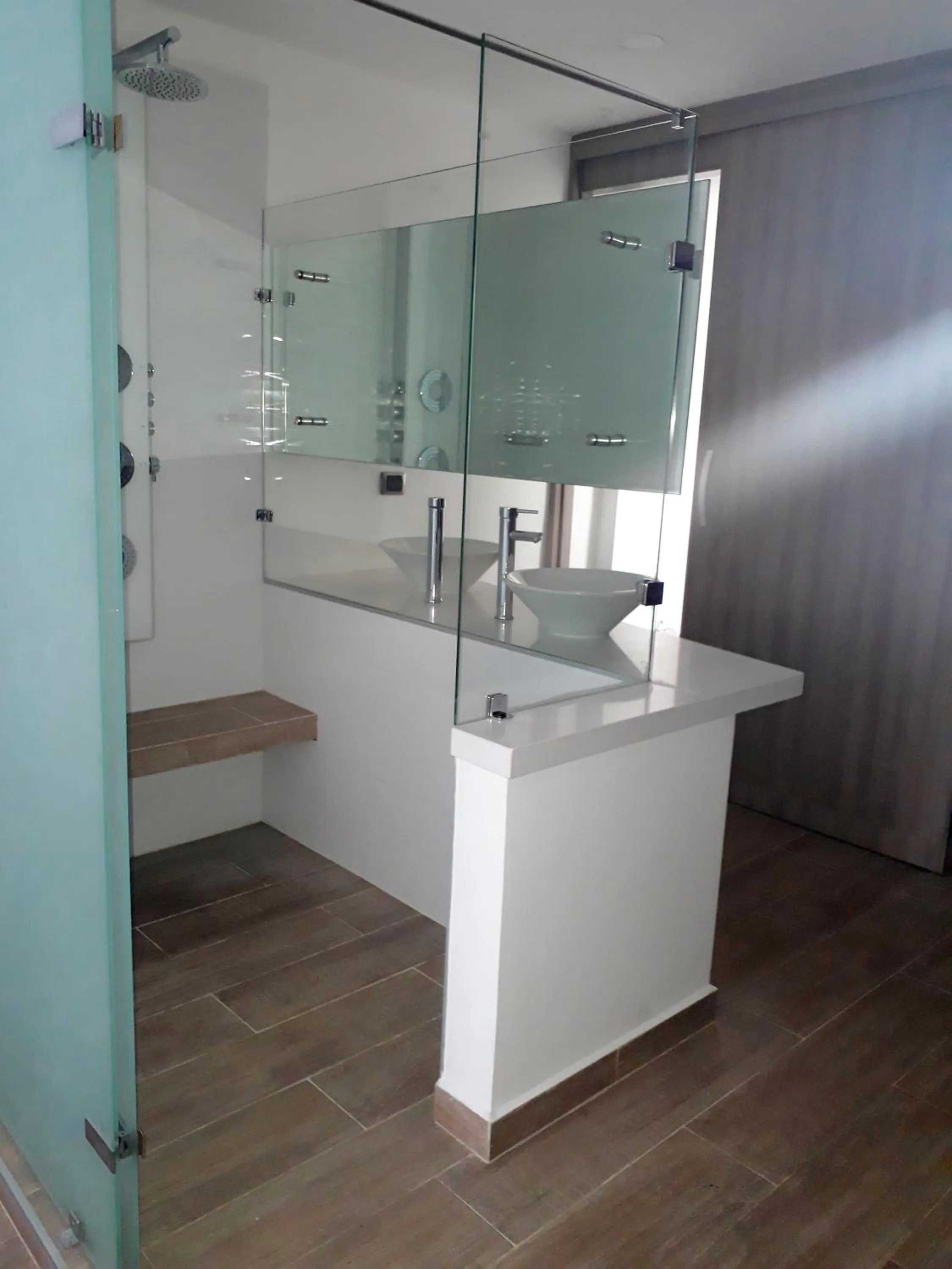 Bathroom in Hotel Jardin de Laureles Jeps