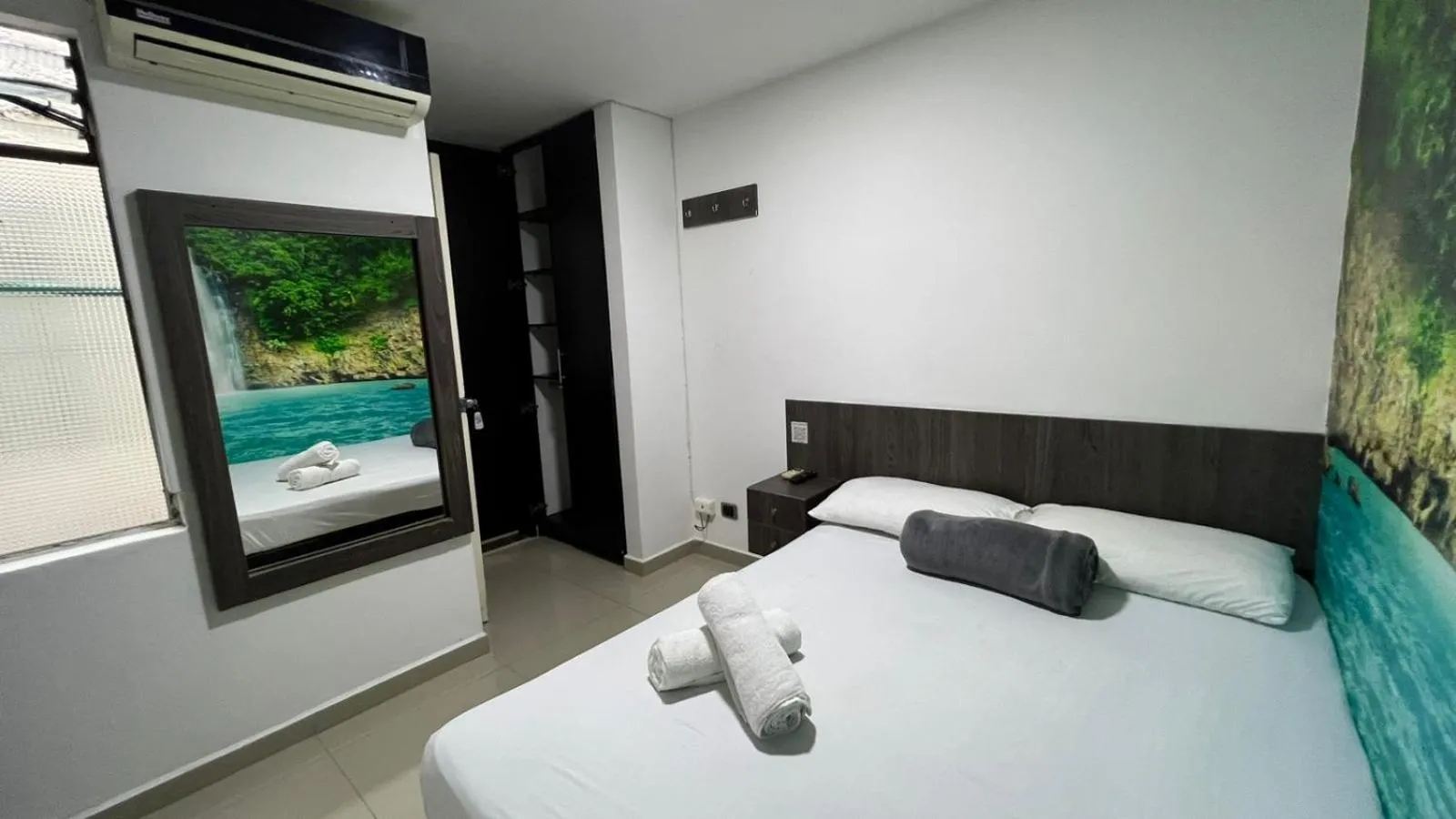 Bed in Hotel Jardin de Laureles Jeps