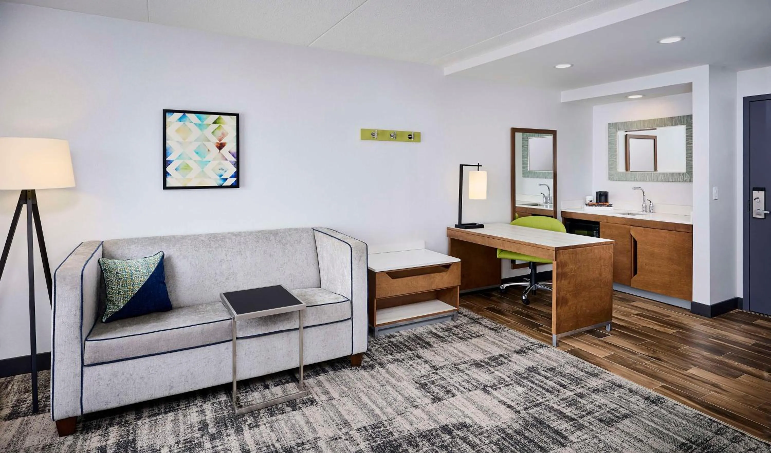 Living room in Hampton Inn & Suites by Hilton Windsor