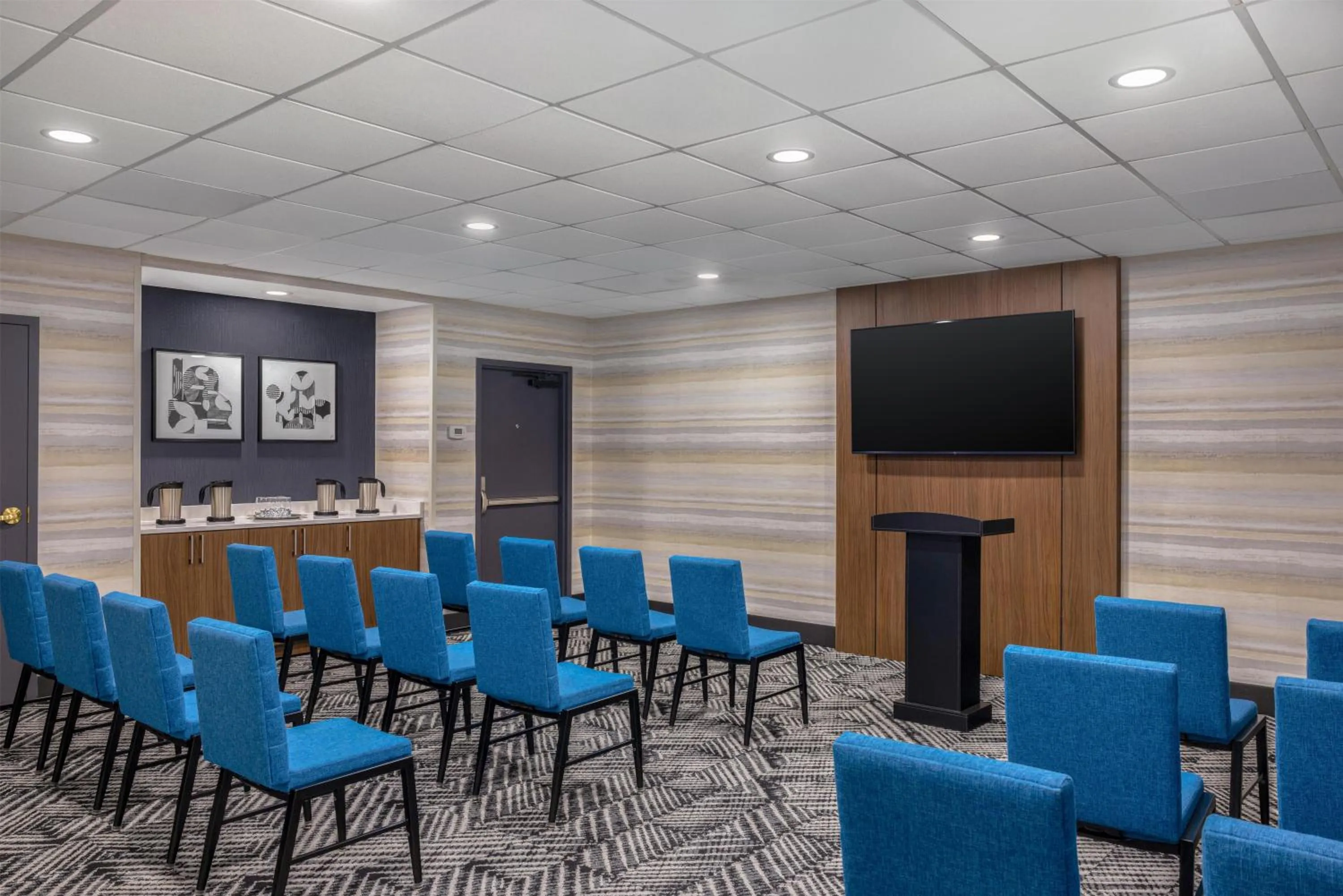 Meeting/conference room in Hampton Inn & Suites by Hilton Windsor