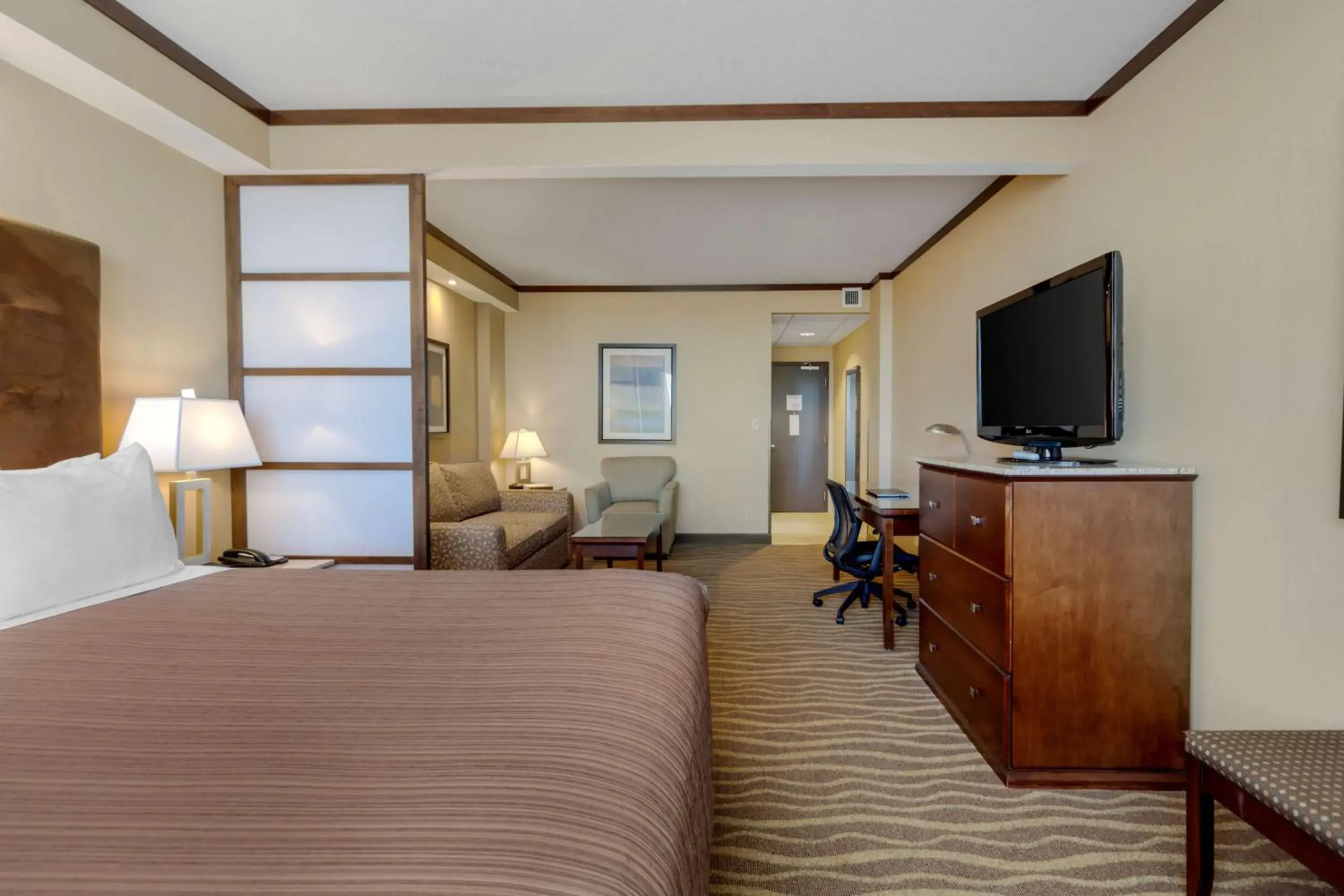 Bedroom, Bed in Best Western Premier Denham Inn & Suites Bedroom, Bed in Best Western Premier Denham Inn & Suites