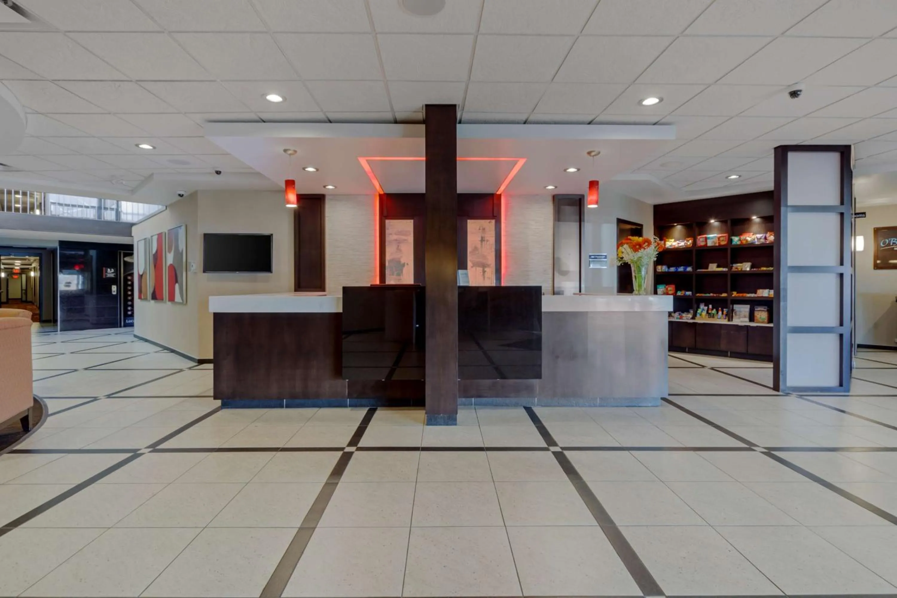 Lobby or reception in Best Western Premier Denham Inn & Suites