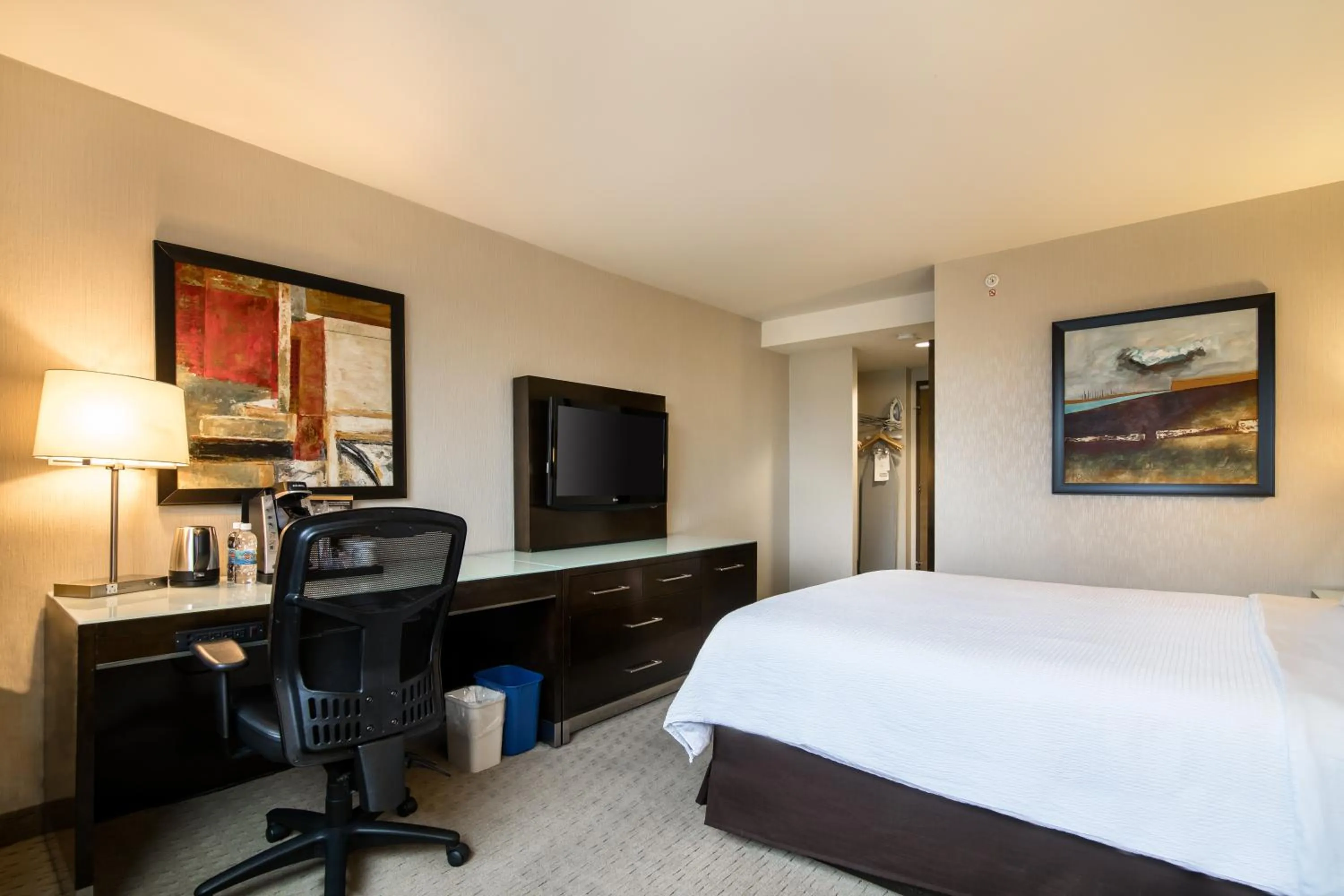 Bedroom, Bed in Holiday Inn Vancouver-Centre Broadway by IHG
