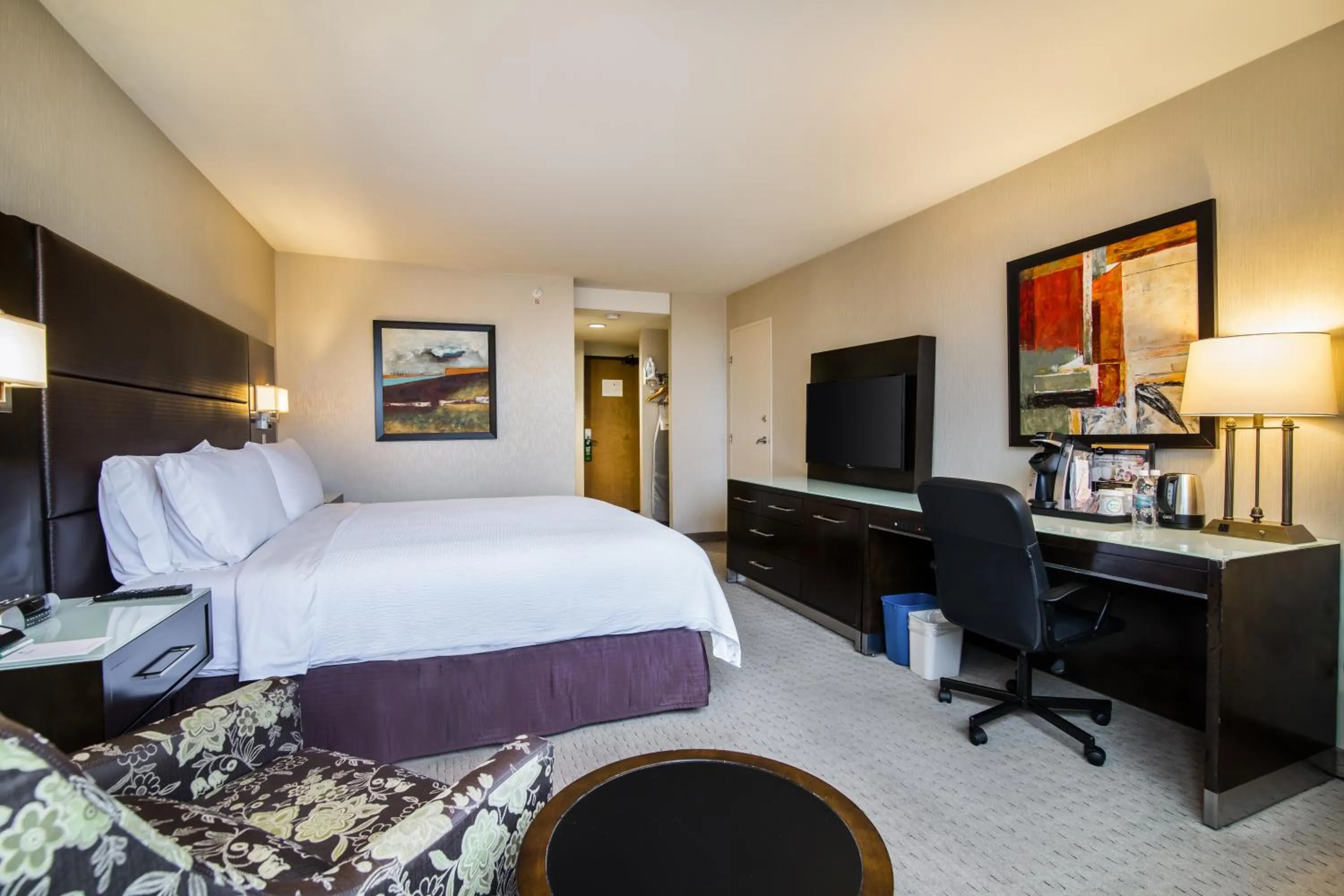 Bedroom, Bed in Holiday Inn Vancouver-Centre Broadway by IHG