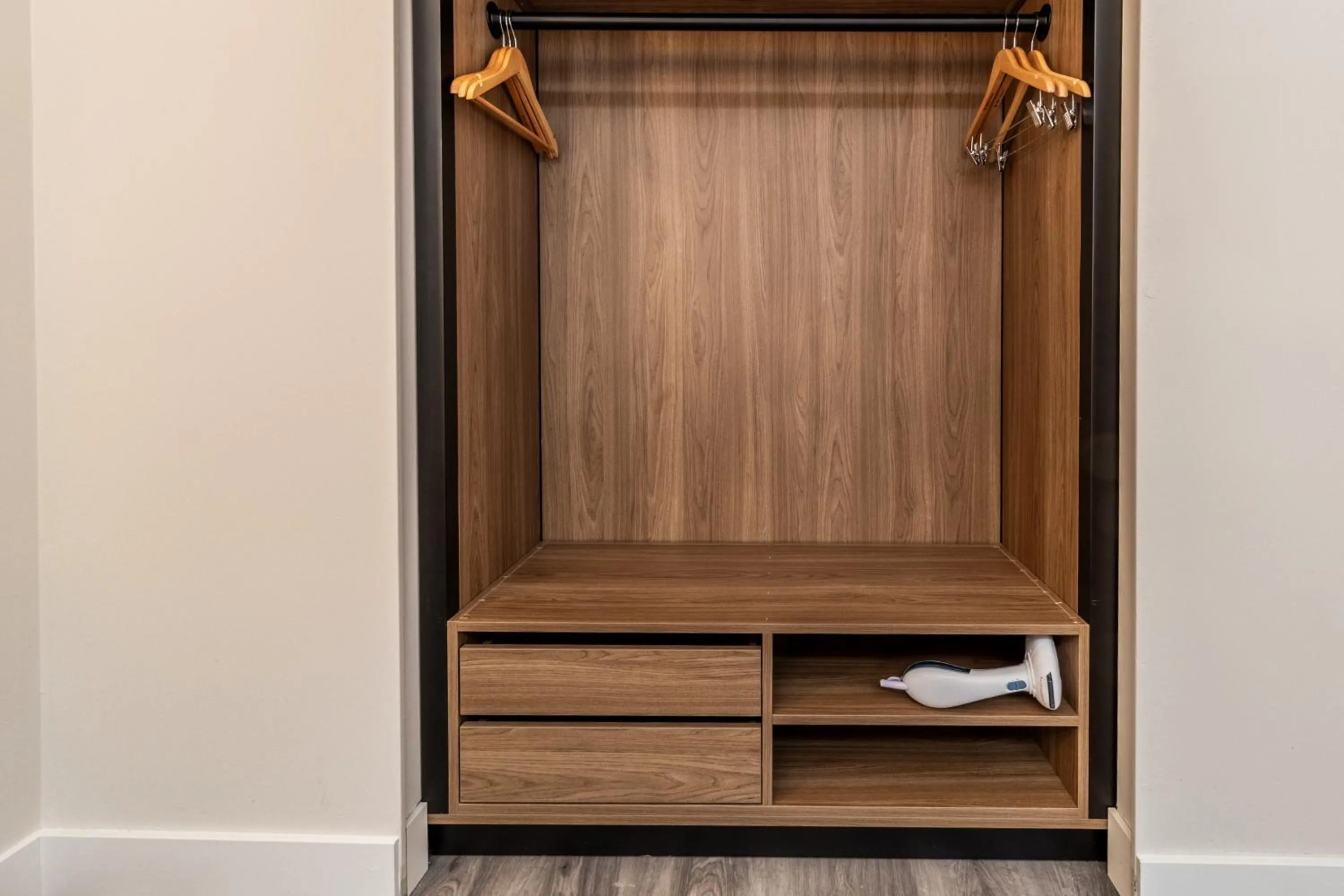 wardrobe in Atrium Hotel Vancouver