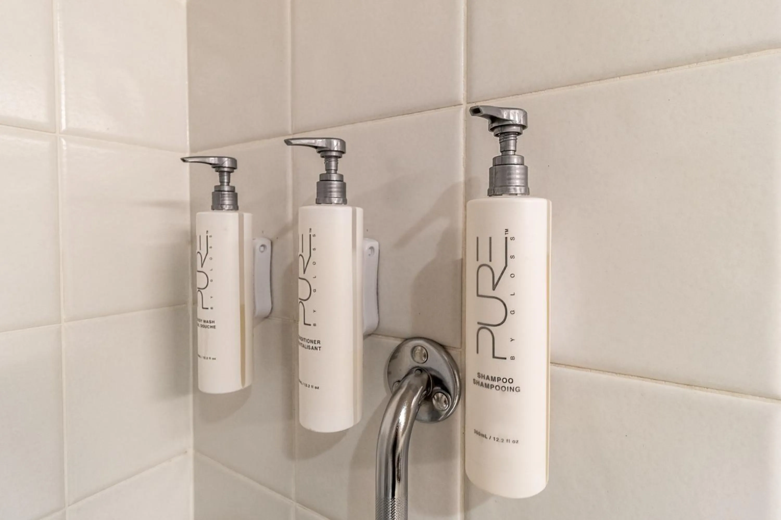 Bathroom in Atrium Hotel Vancouver