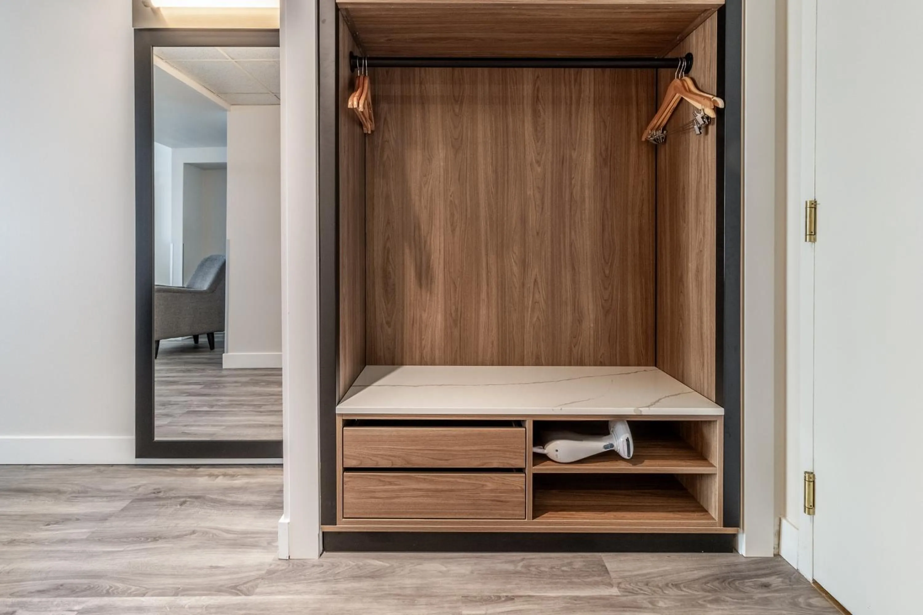 wardrobe in Atrium Hotel Vancouver