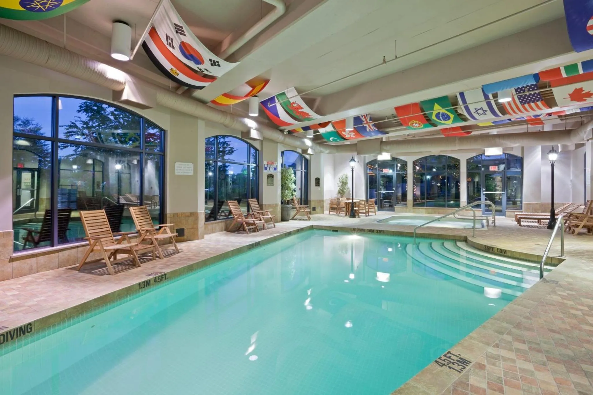 Swimming pool in Holiday Inn & Suites North Vancouver by IHG