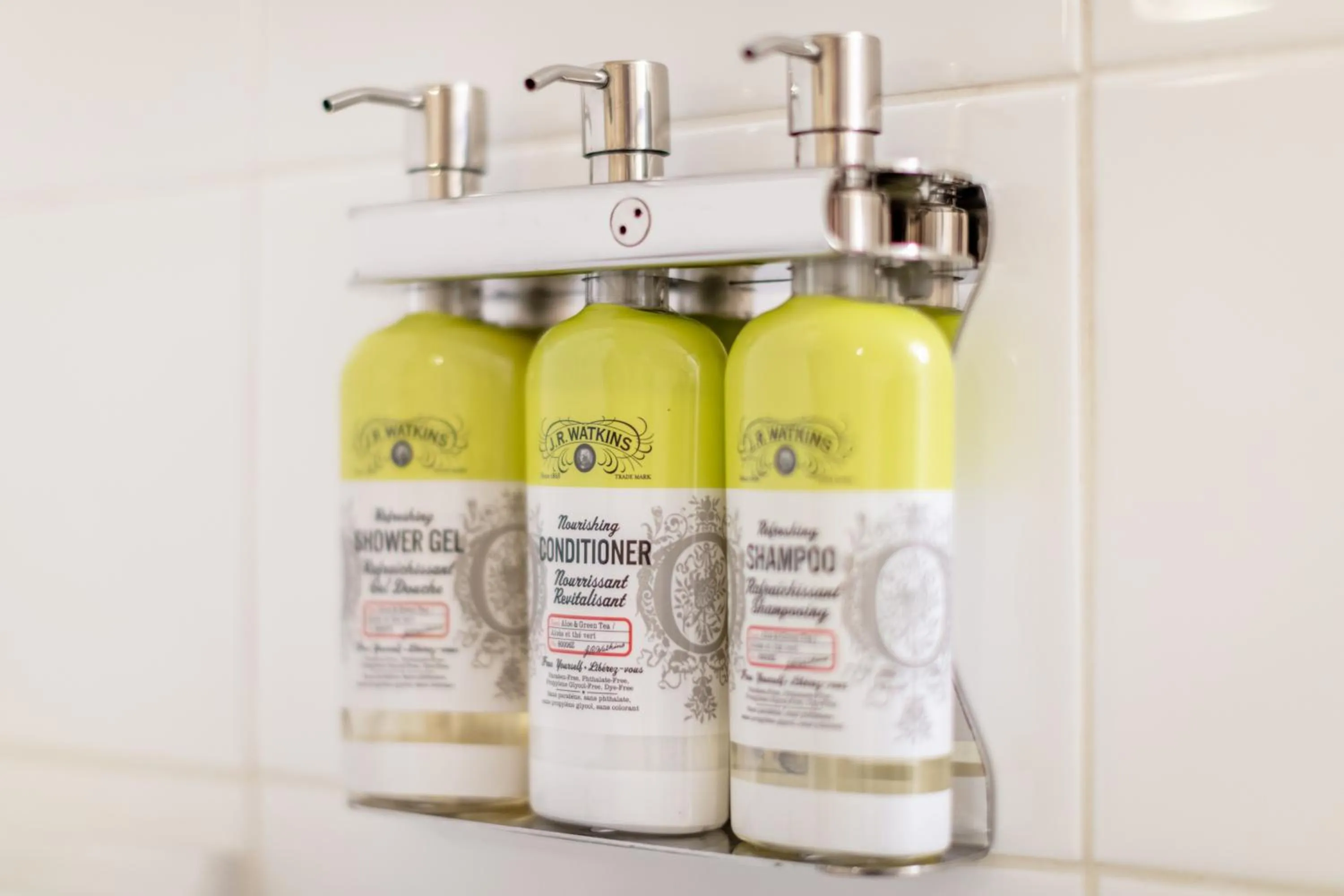 Bathroom in Holiday Inn Express & Suites Riverport Richmond by IHG