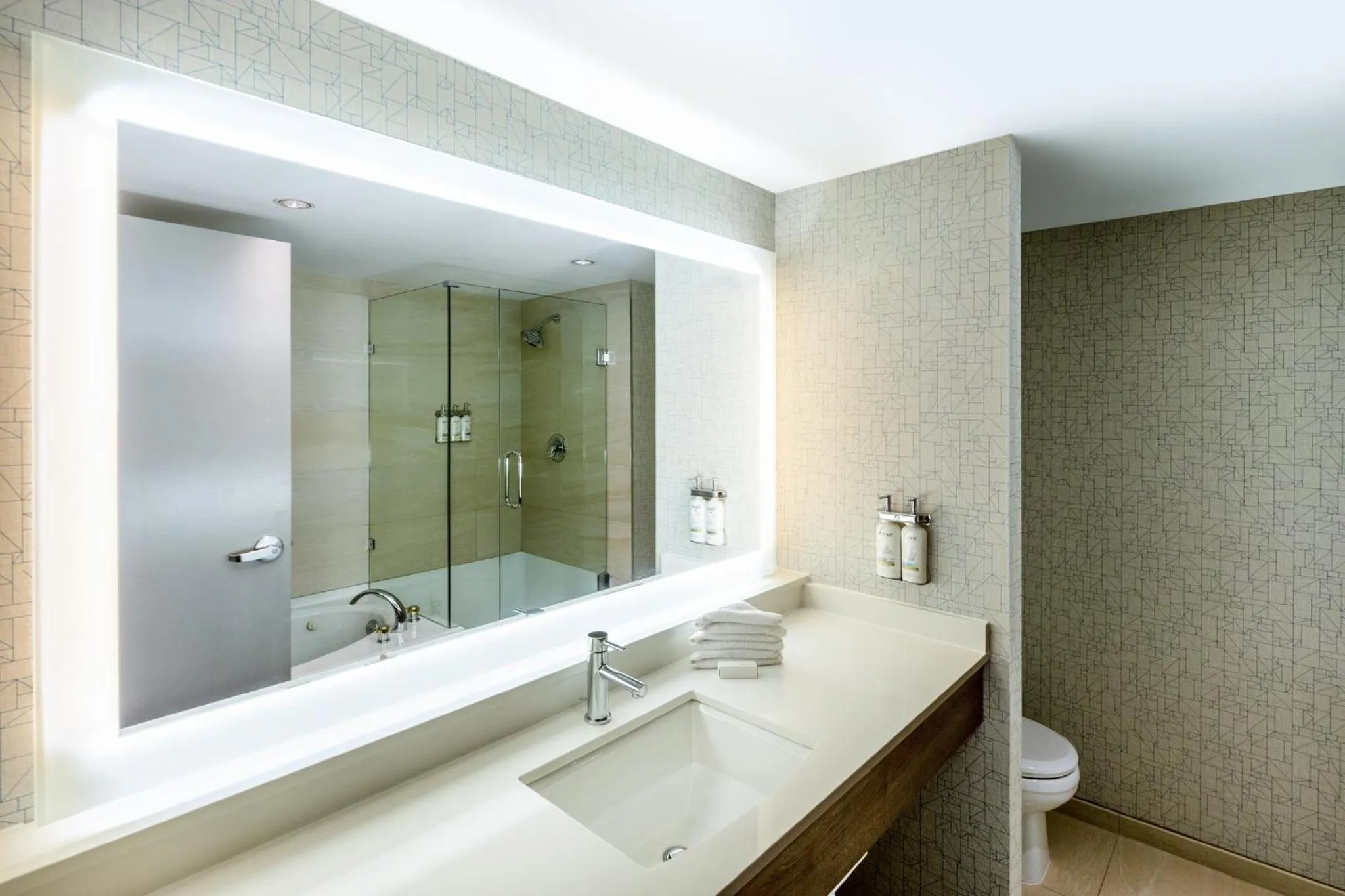 Bathroom in Holiday Inn Express Vancouver Airport-Richmond by IHG
